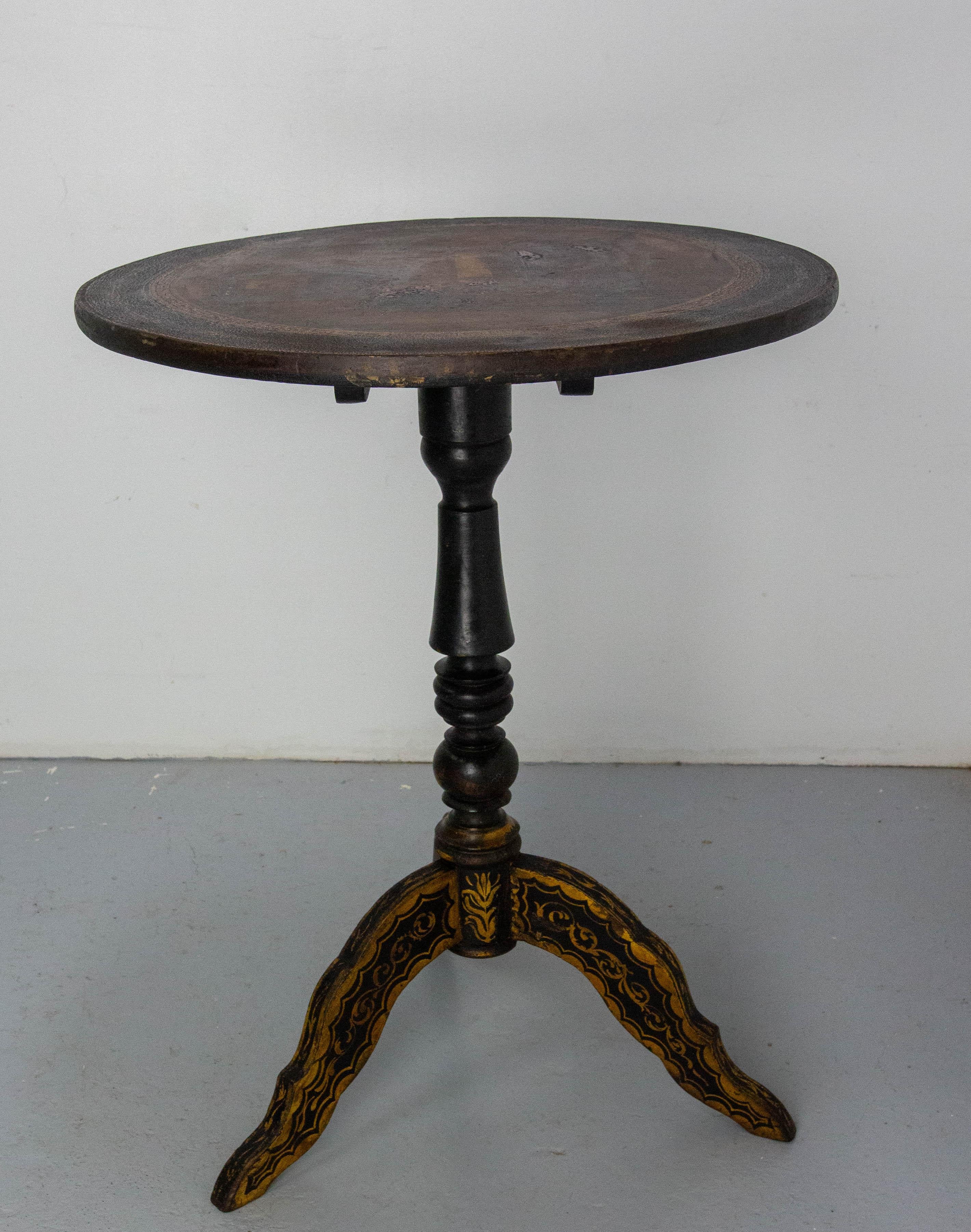 Fine XIX secolo Tavolino pieghevole Gueridon italiano o tavolo con piedistallo Napoleone III fine XIX sec. in vendita