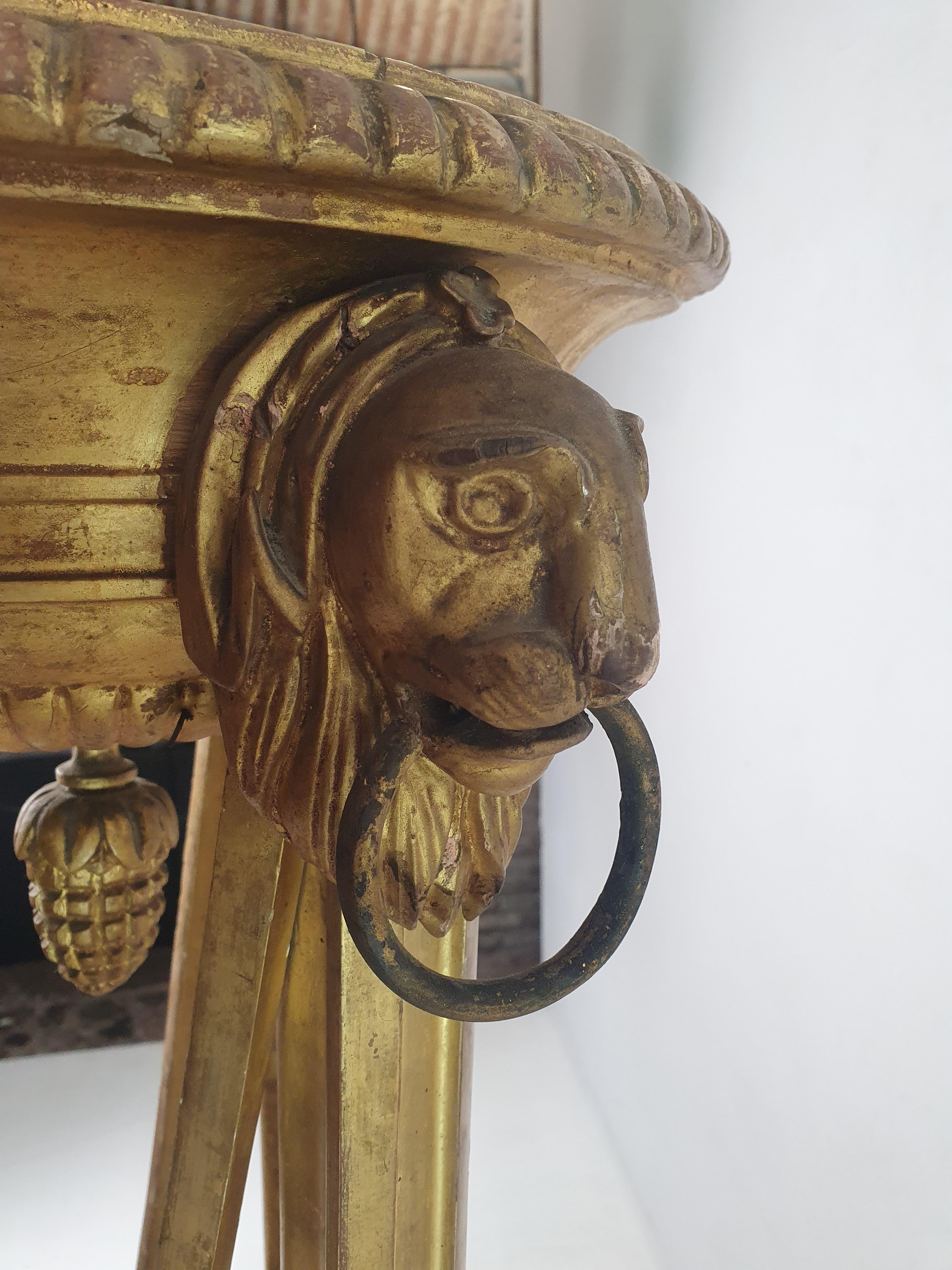 Italienisch Guilded Gueridon Pedestal um 1750's im Angebot 2