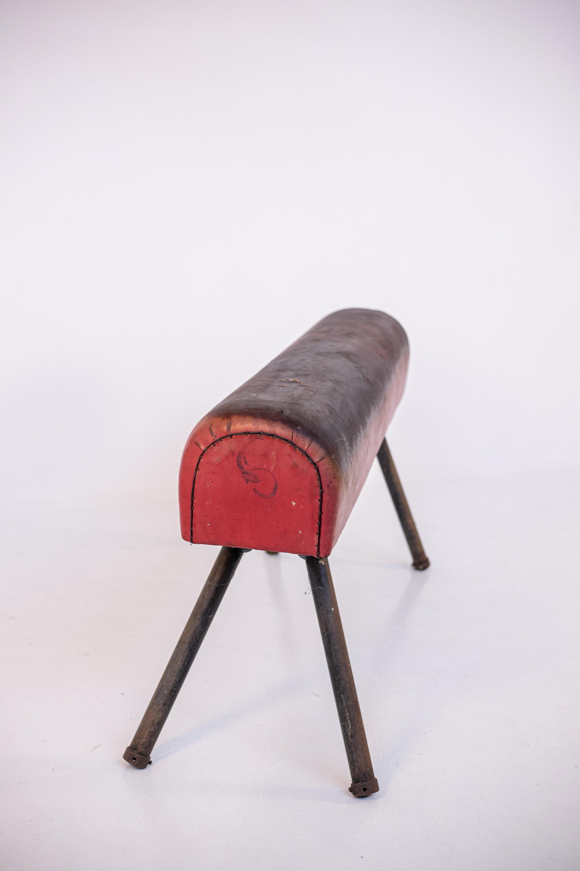Mid-20th Century Italian Gymnastic Horse in Red Leather and Iron For Sale