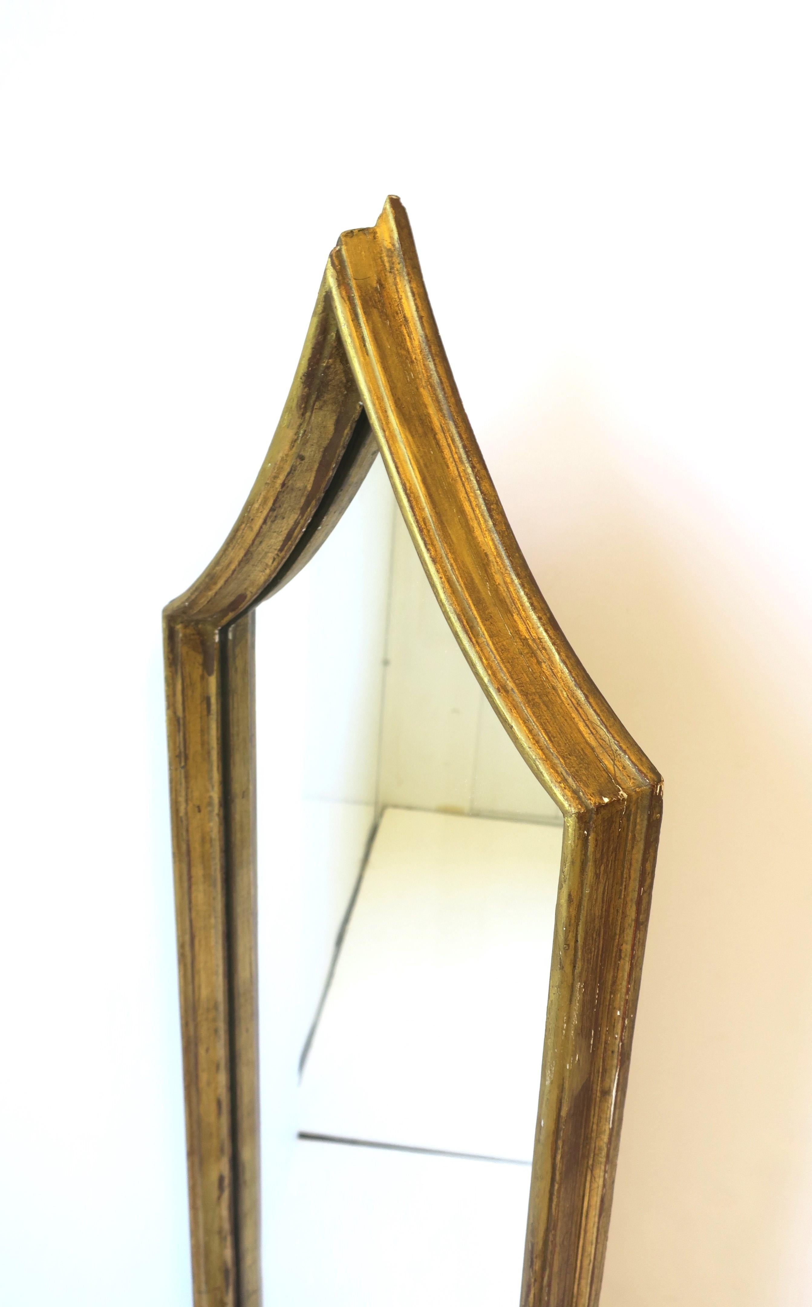 Italian Hall Foyer Vanity Wall Mirror with Gold Giltwood Frame For Sale 5