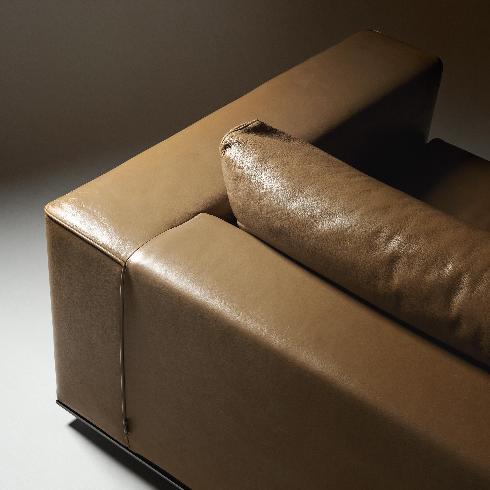 Divano Hamilton di Minotti in vendita 3