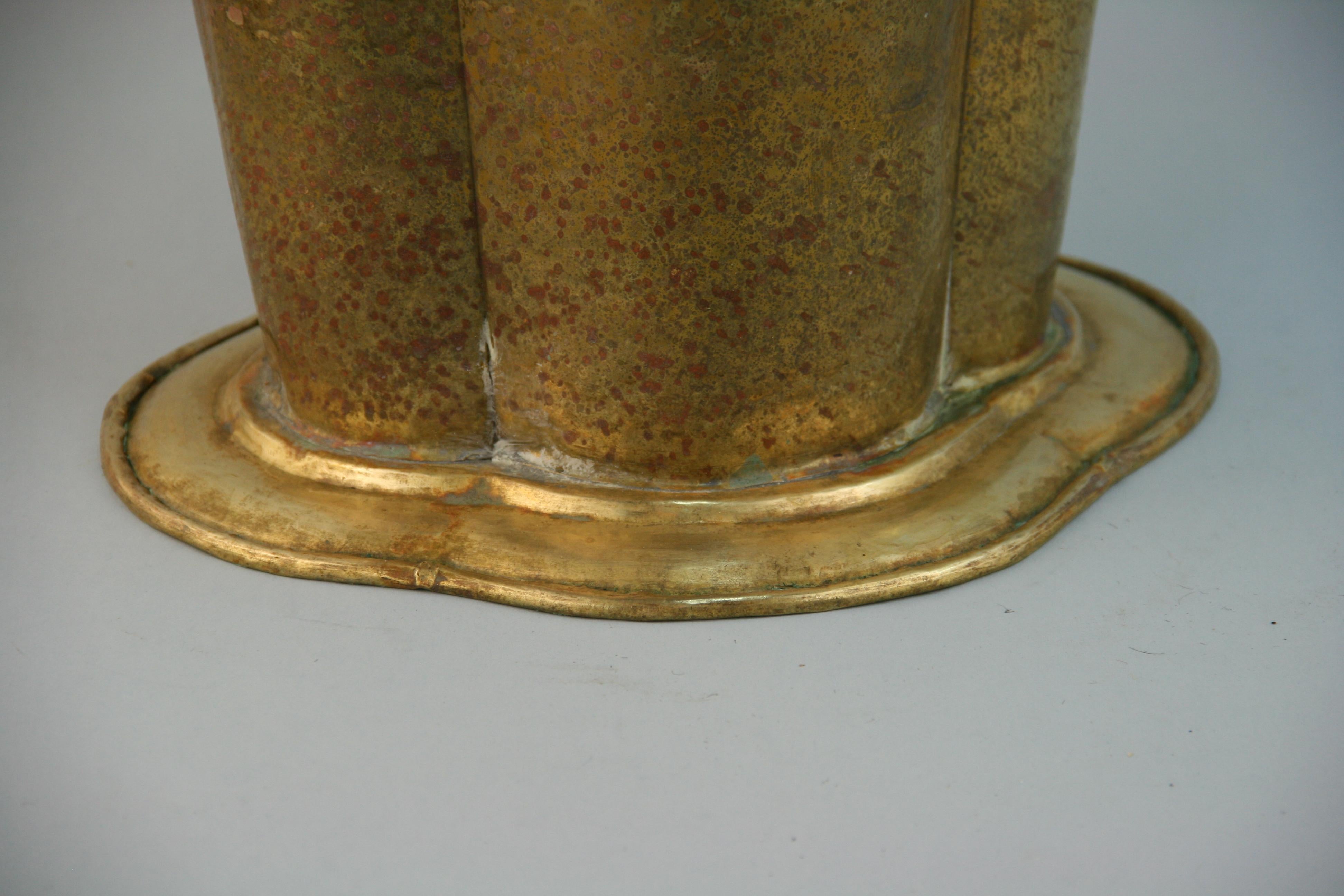 Italian Hammered Brass Cane/Umbrella Stand with Ringed Handles In Good Condition For Sale In Douglas Manor, NY