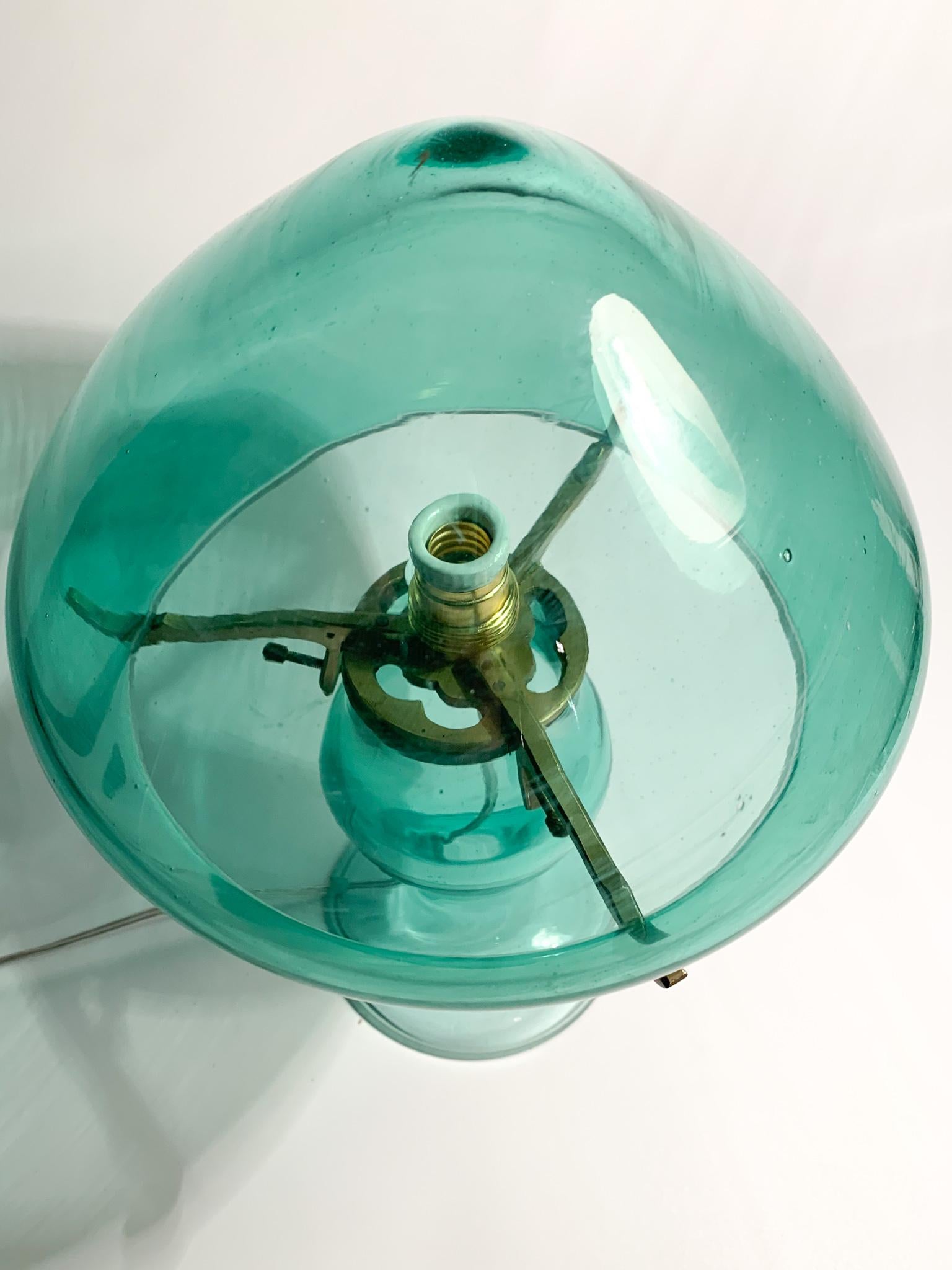 Italian Hand Blown Green Murano Glass Lamp Attributed to Archimede Seguso 1960s For Sale 1