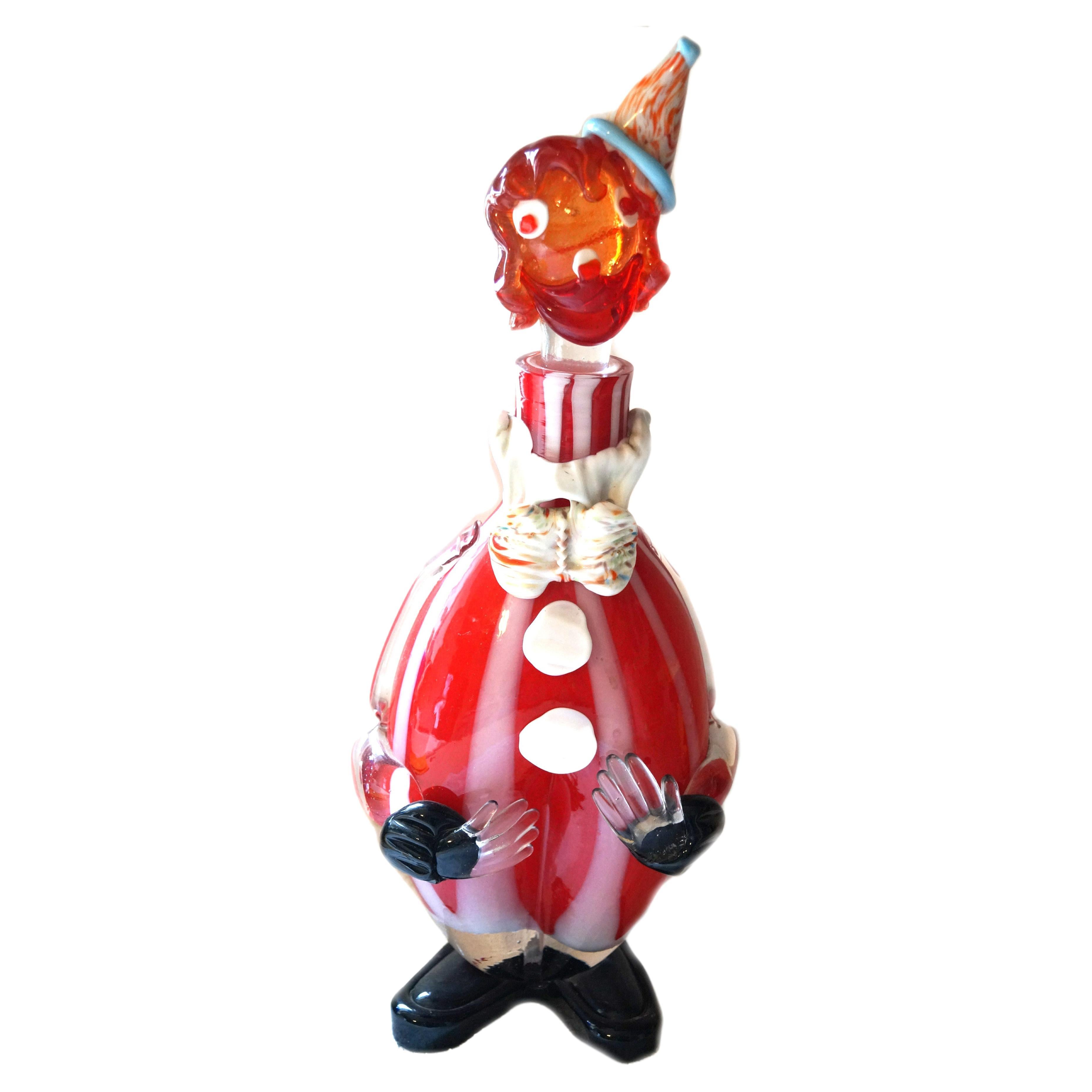 Carafe italienne en verre de Murano soufflé à la main en forme de clown avec bouchon rouge, orange et noir  en vente