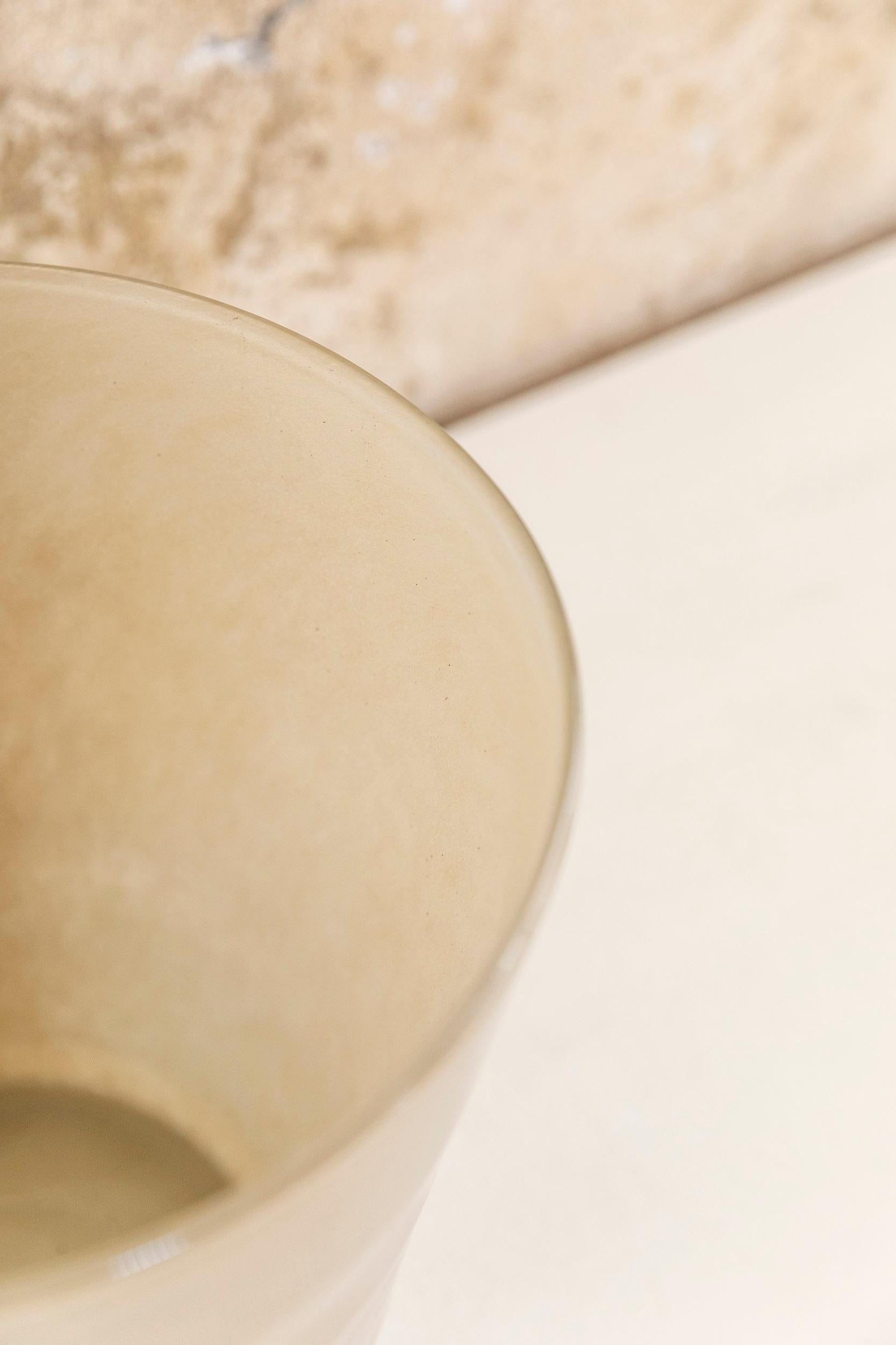 Italian Hand Blown Murano Glass Vase For Sale 1