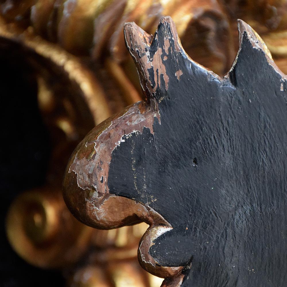 Italian Hand Carved Gold Gilt Wall Corbels, circa 1890 2