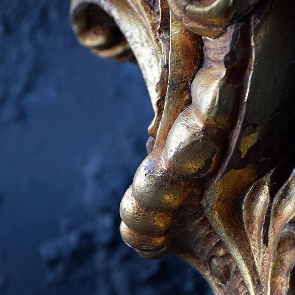 Early Victorian Italian Hand Carved Gold Gilt Wall Corbels, circa 1890