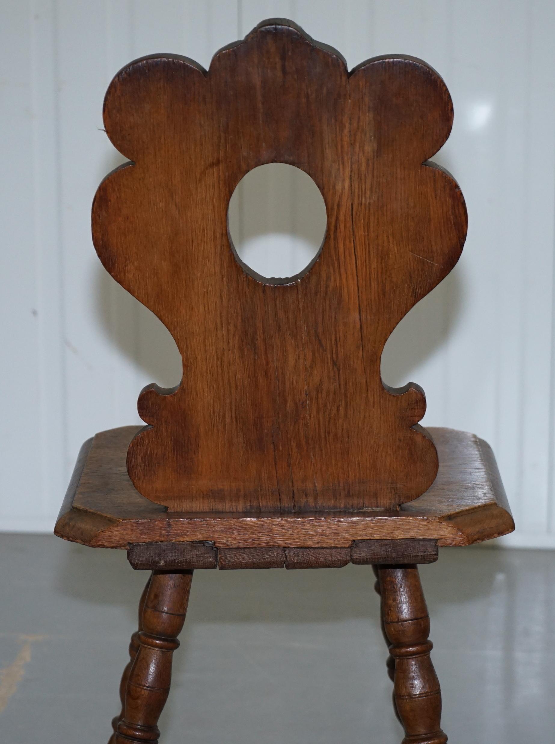 Italian Hand Carved Oak Hall Chair with Ornate Wood Floral Cresting Back Rest 4