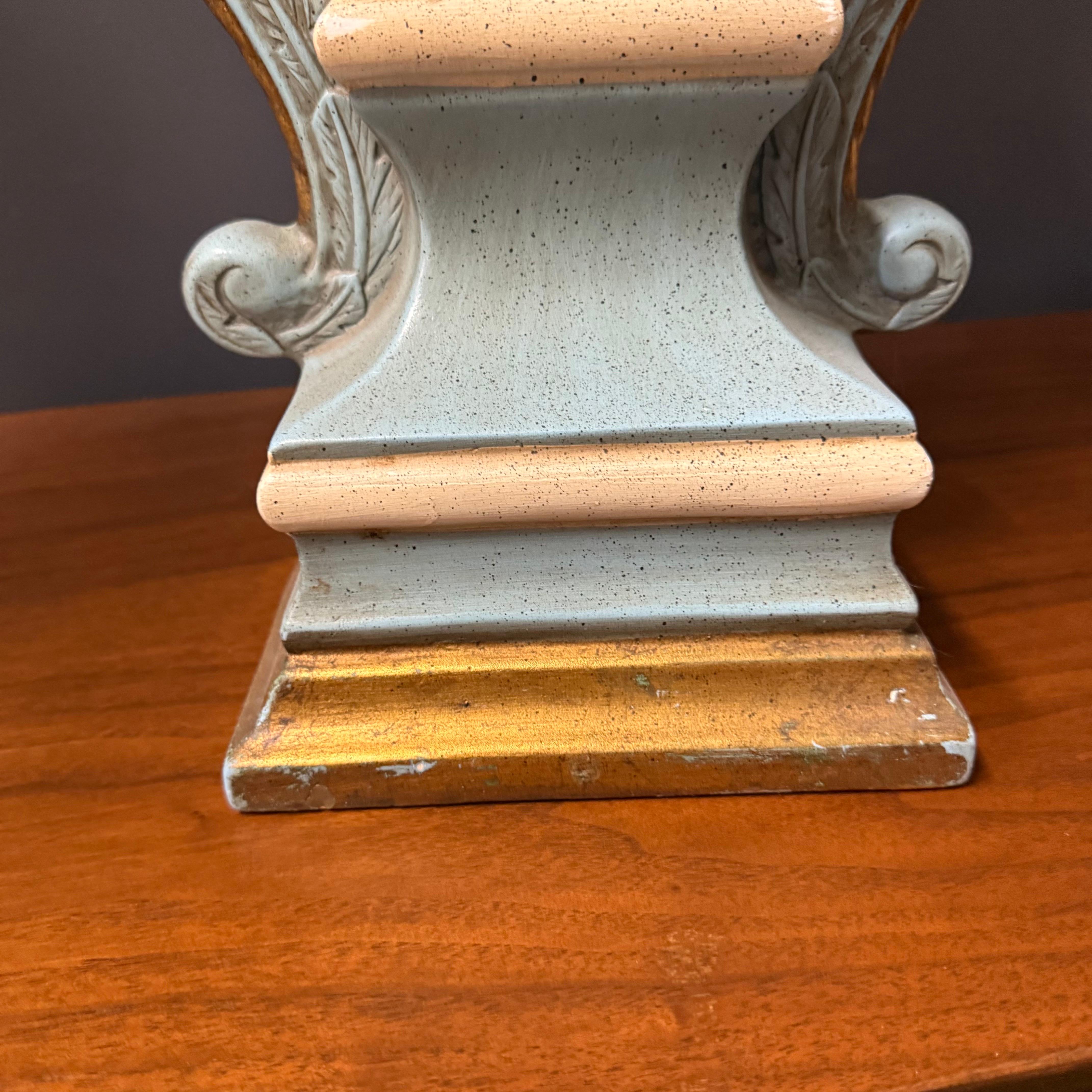 Italian Hand Carved, Painted and Gilt Wood Lamps in Turquoise and Gold, a Pair For Sale 10