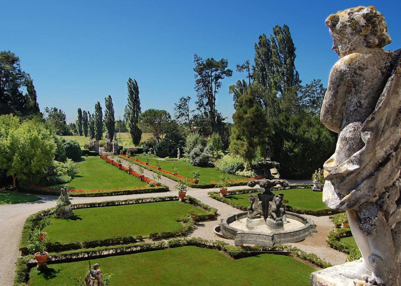 Fuente de agua escalonada italiana de piedra tallada a mano 2