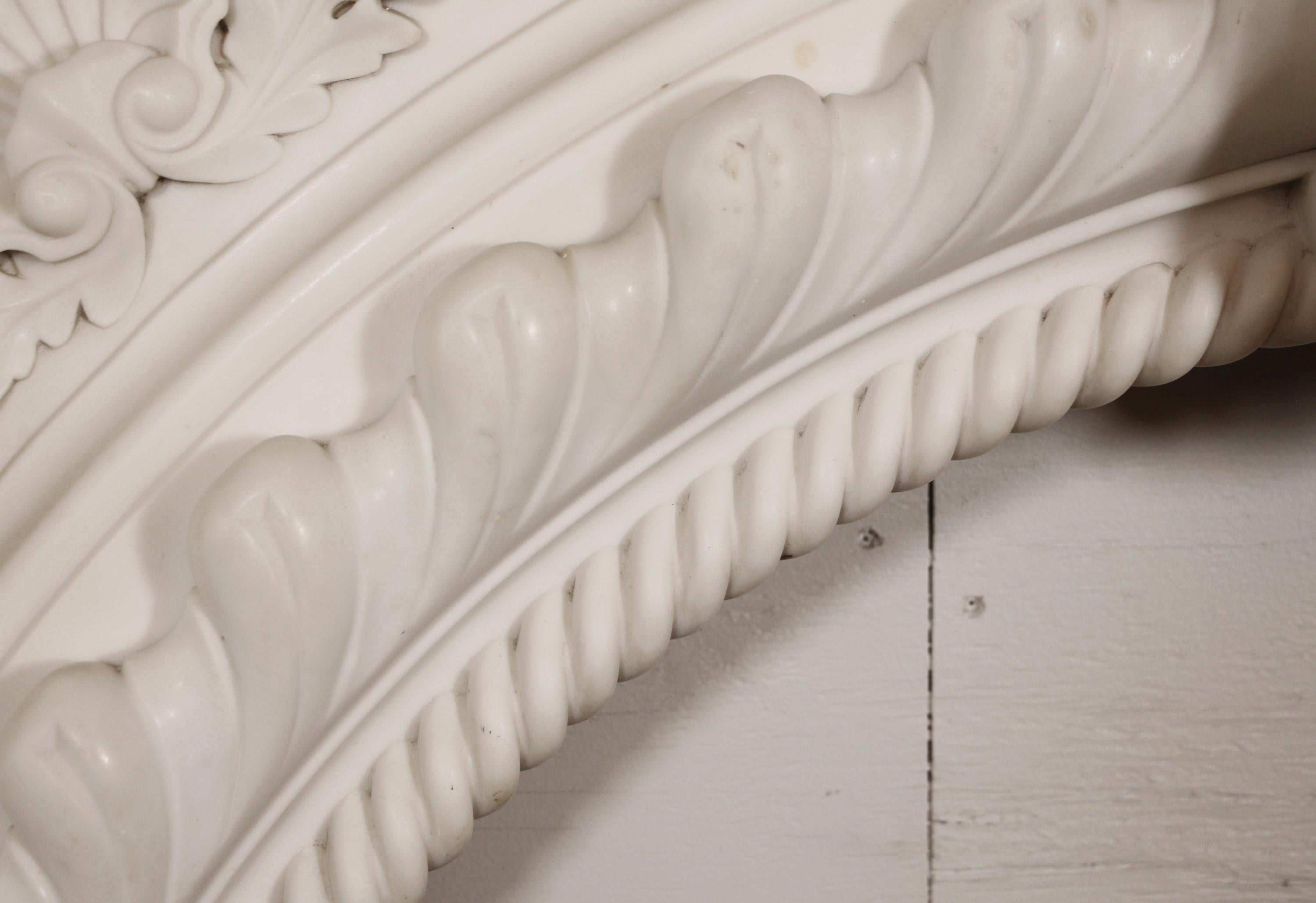Italian Hand Carved White Marble Mantel Rope Edge Design In Good Condition In New York, NY