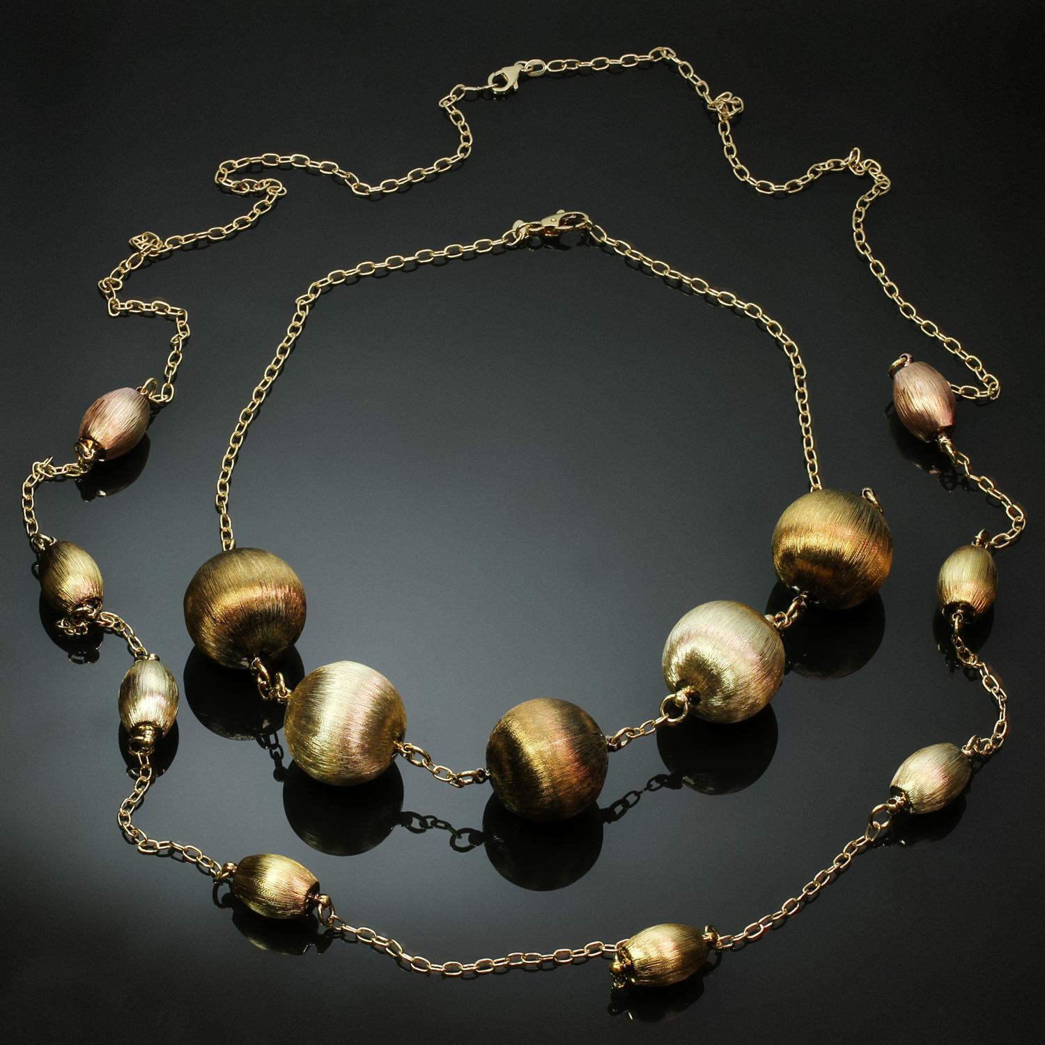 Italienische handgefertigte mehrfarbige gebürstete Goldkugeln Choker & lange Kette Halskette im Angebot 1