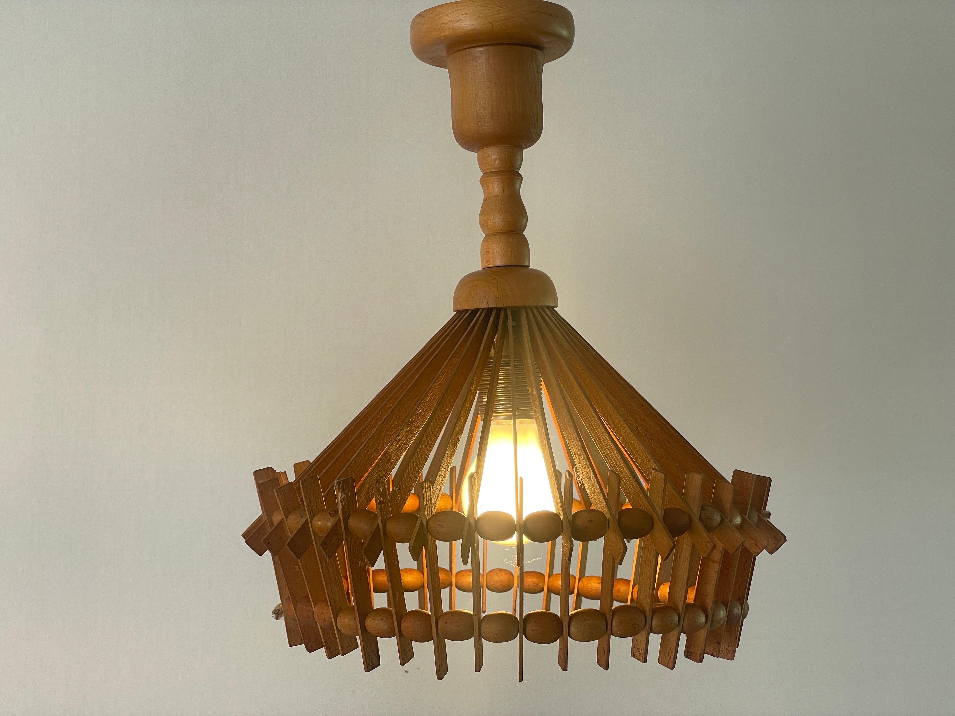 Paire de lampes suspendues en Wood Wood, 1960, Italie en vente 10