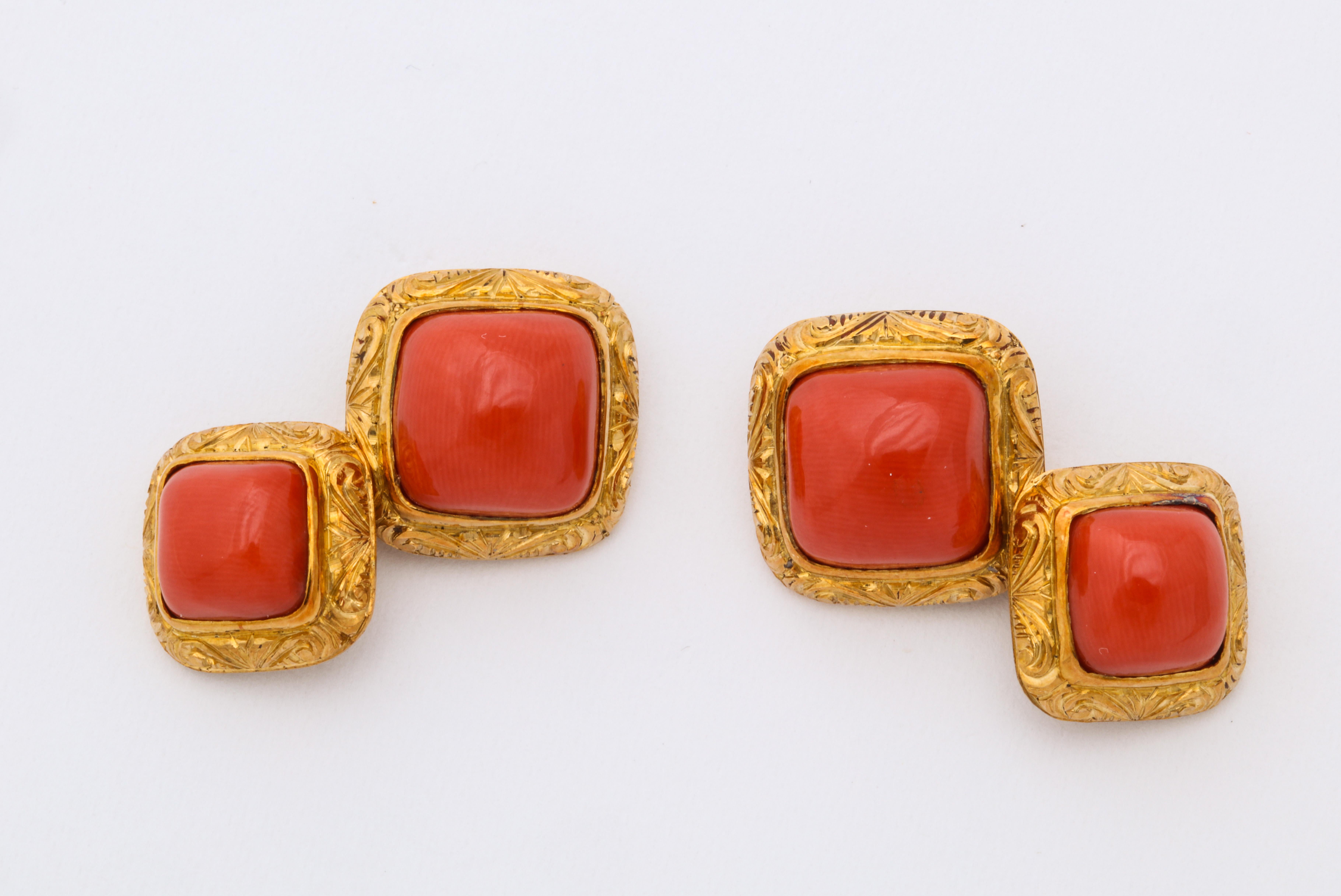Italian Hand Engraved Gold Coral Double Sided Cufflinks In Excellent Condition In Bal Harbour, FL