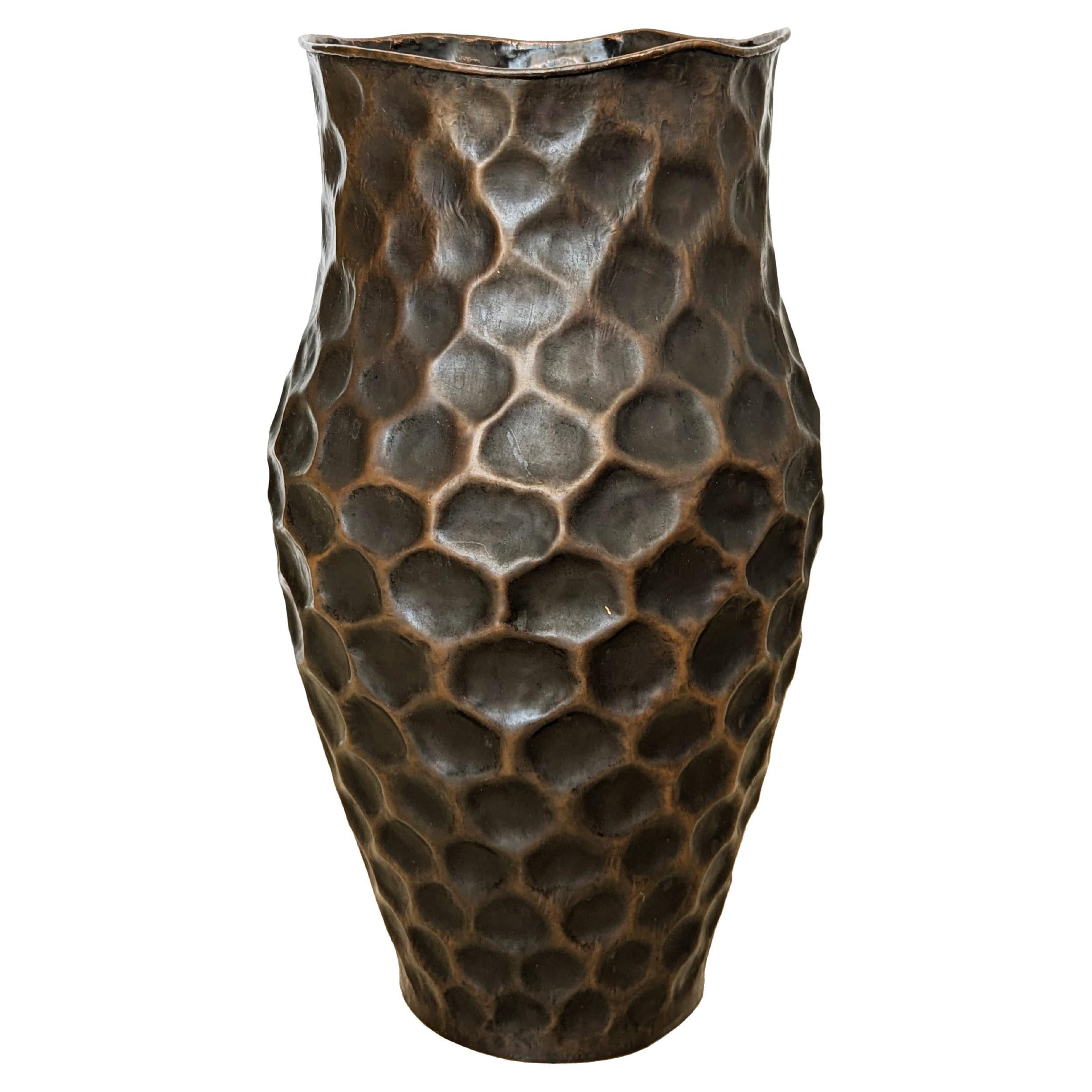 Italian hand made 1950s sculptural copper umbrella stand for Attualità Casa Mila For Sale