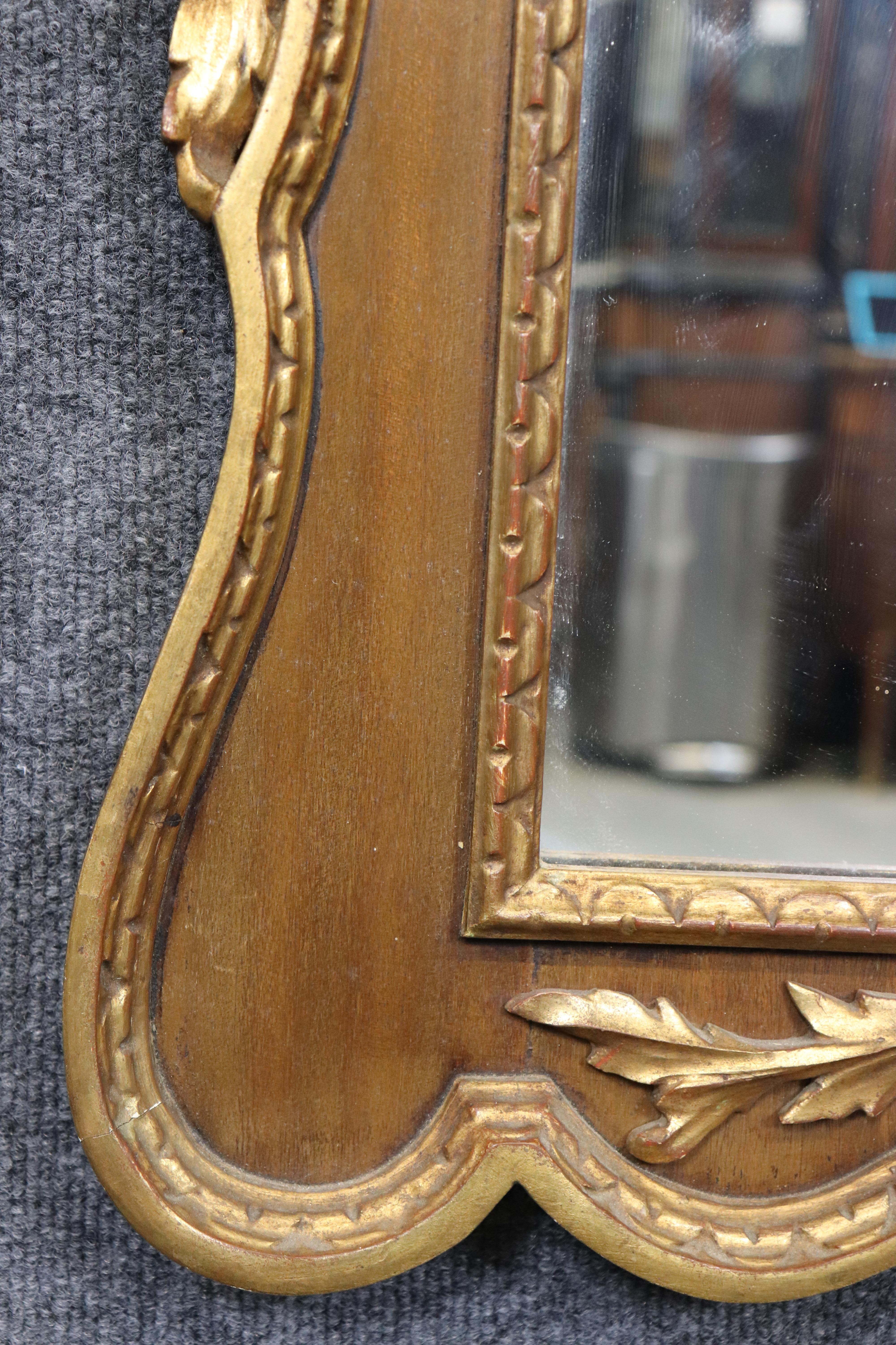 Gesso Miroir à aigle américain de style fédéral, fait à la main par des Italiens, style Feders  Frères en vente