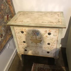 Italian Hand-Painted 3-Drawer Chest – Green, Ivory & Gold Urn Design