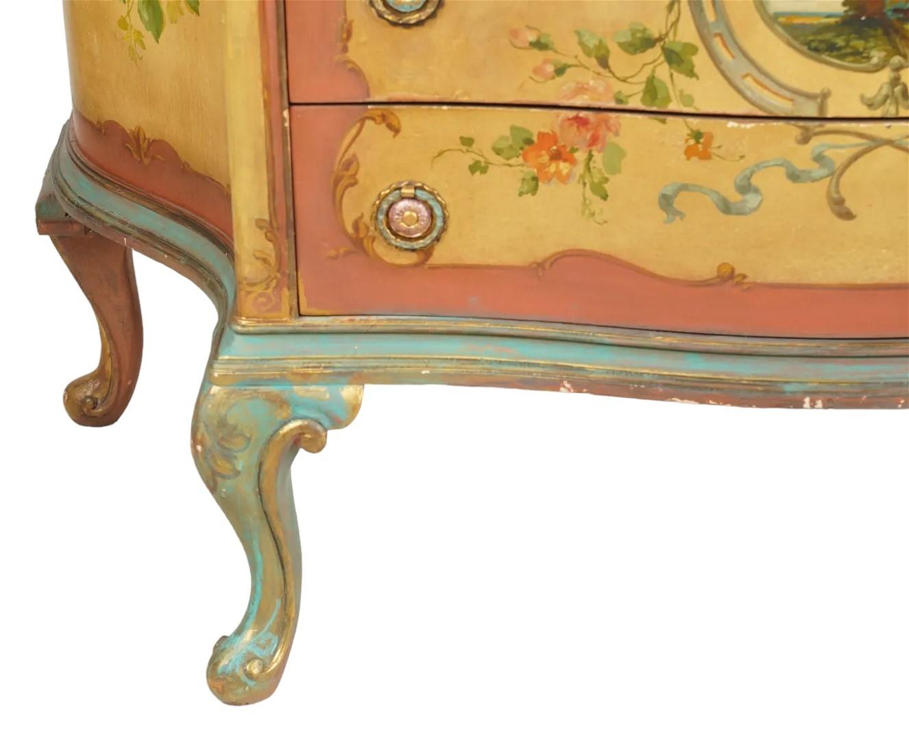 Commode italienne peinte à la main des années 60 avec 4 tiroirs et motifs floraux dessinés à la main en vente 1