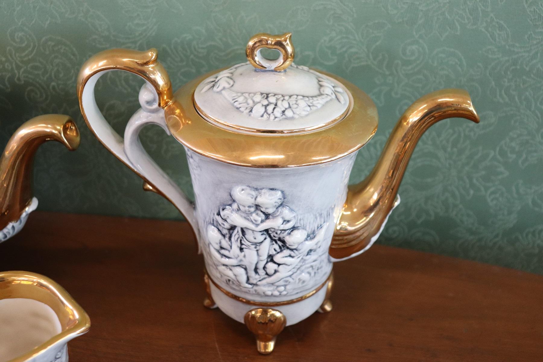 Italienisches handbemaltes und vergoldetes Porzellan Tee Kaffee Set von Capodimonte 58 Teile 12