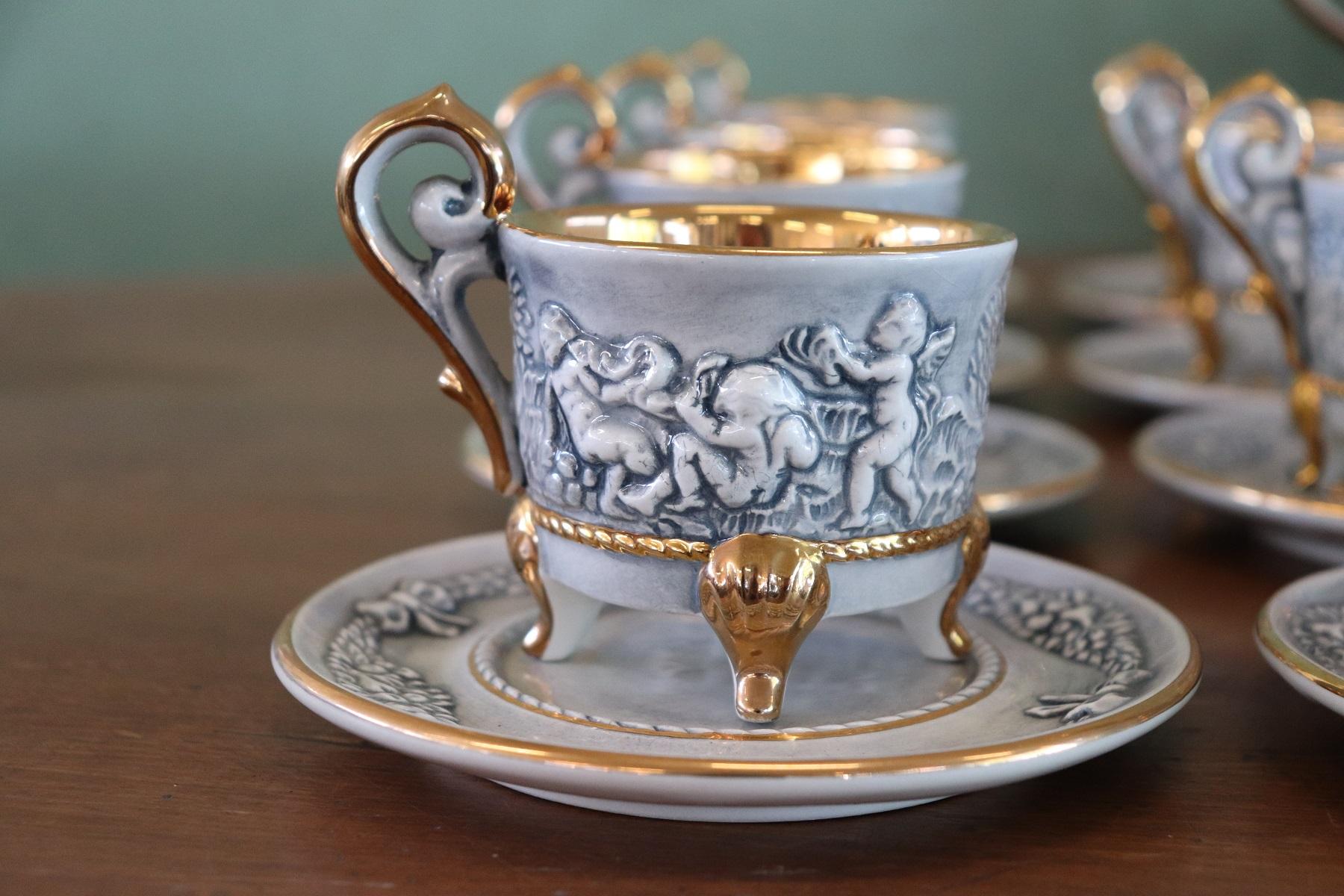 Italienisches handbemaltes und vergoldetes Porzellan Tee Kaffee Set von Capodimonte 58 Teile 1