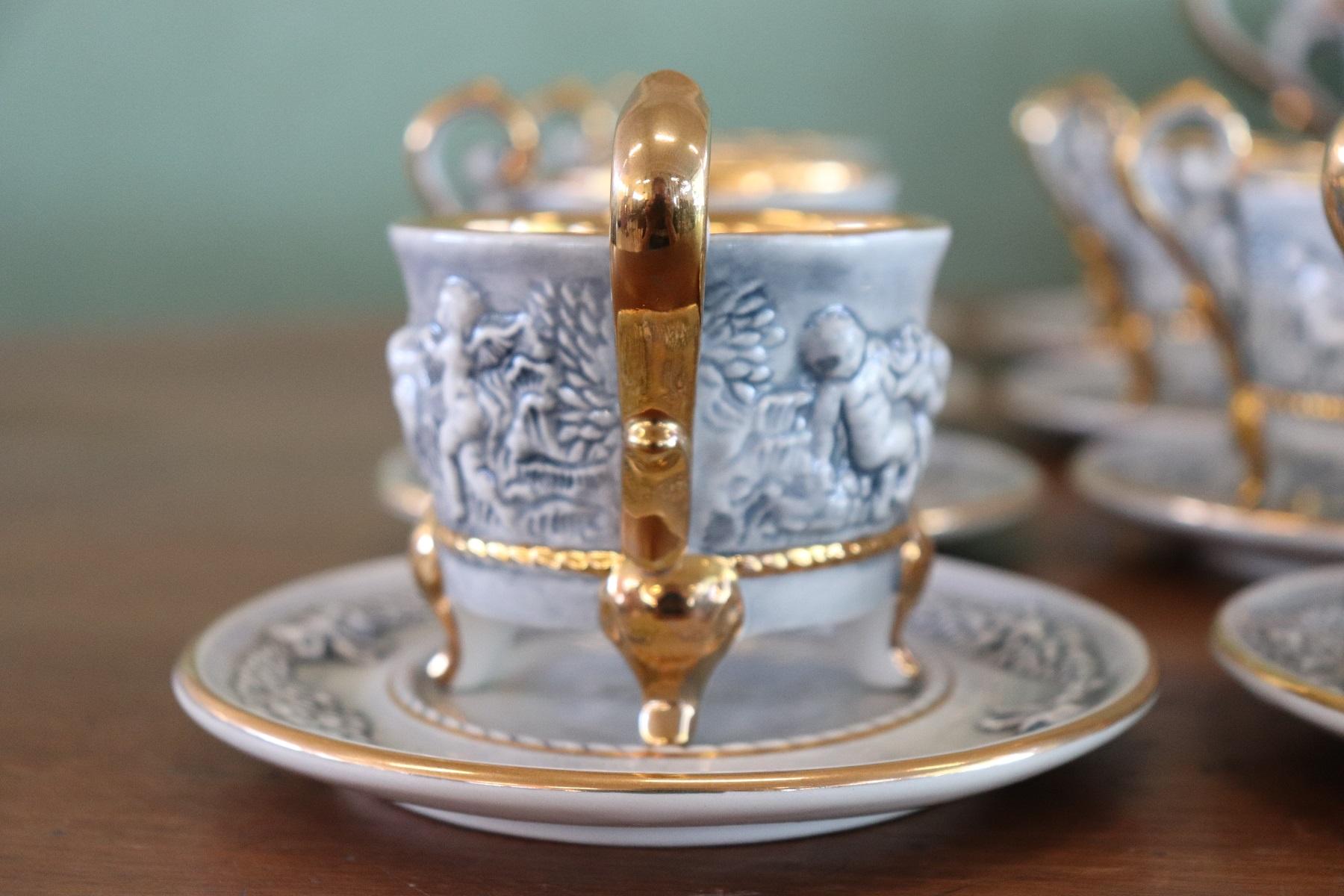Italienisches handbemaltes und vergoldetes Porzellan Tee Kaffee Set von Capodimonte 58 Teile 2