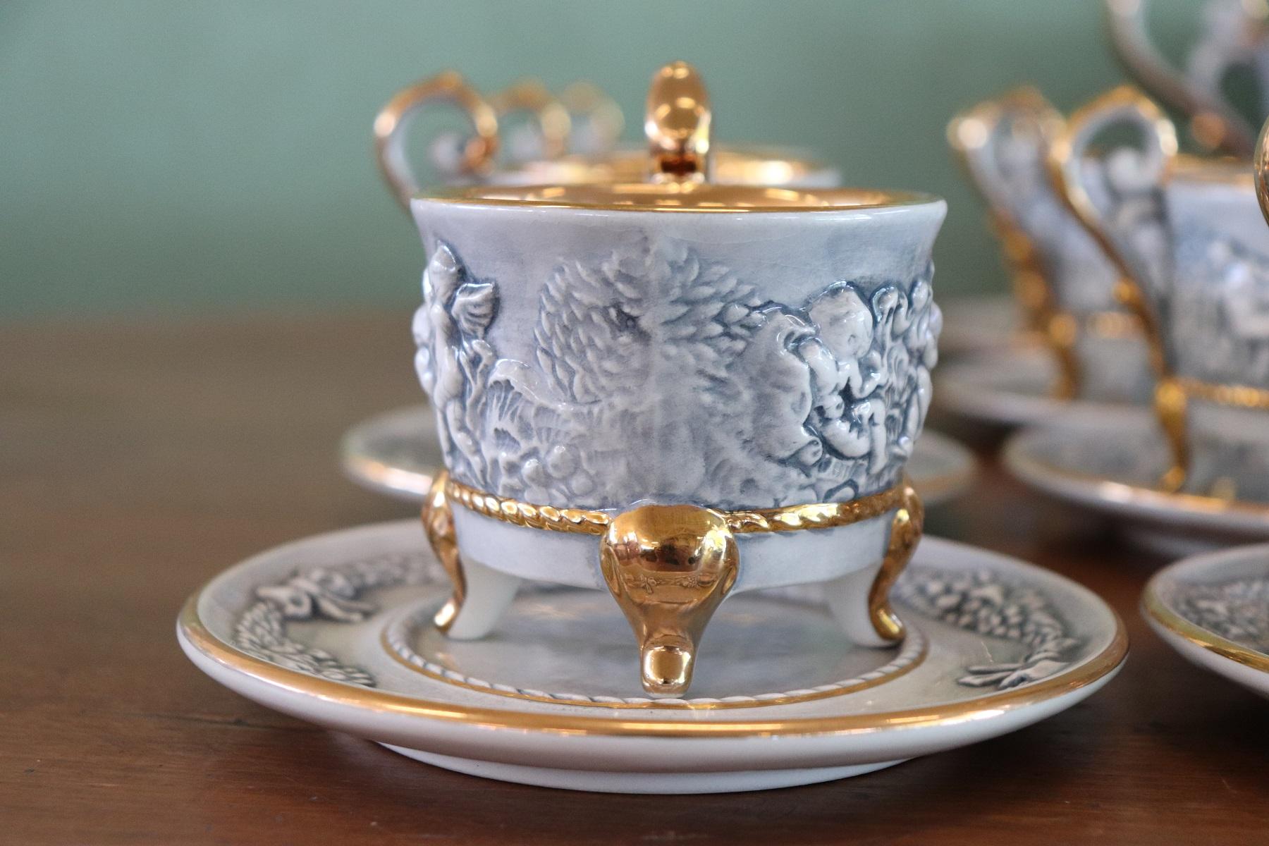 Italienisches handbemaltes und vergoldetes Porzellan Tee Kaffee Set von Capodimonte 58 Teile 3