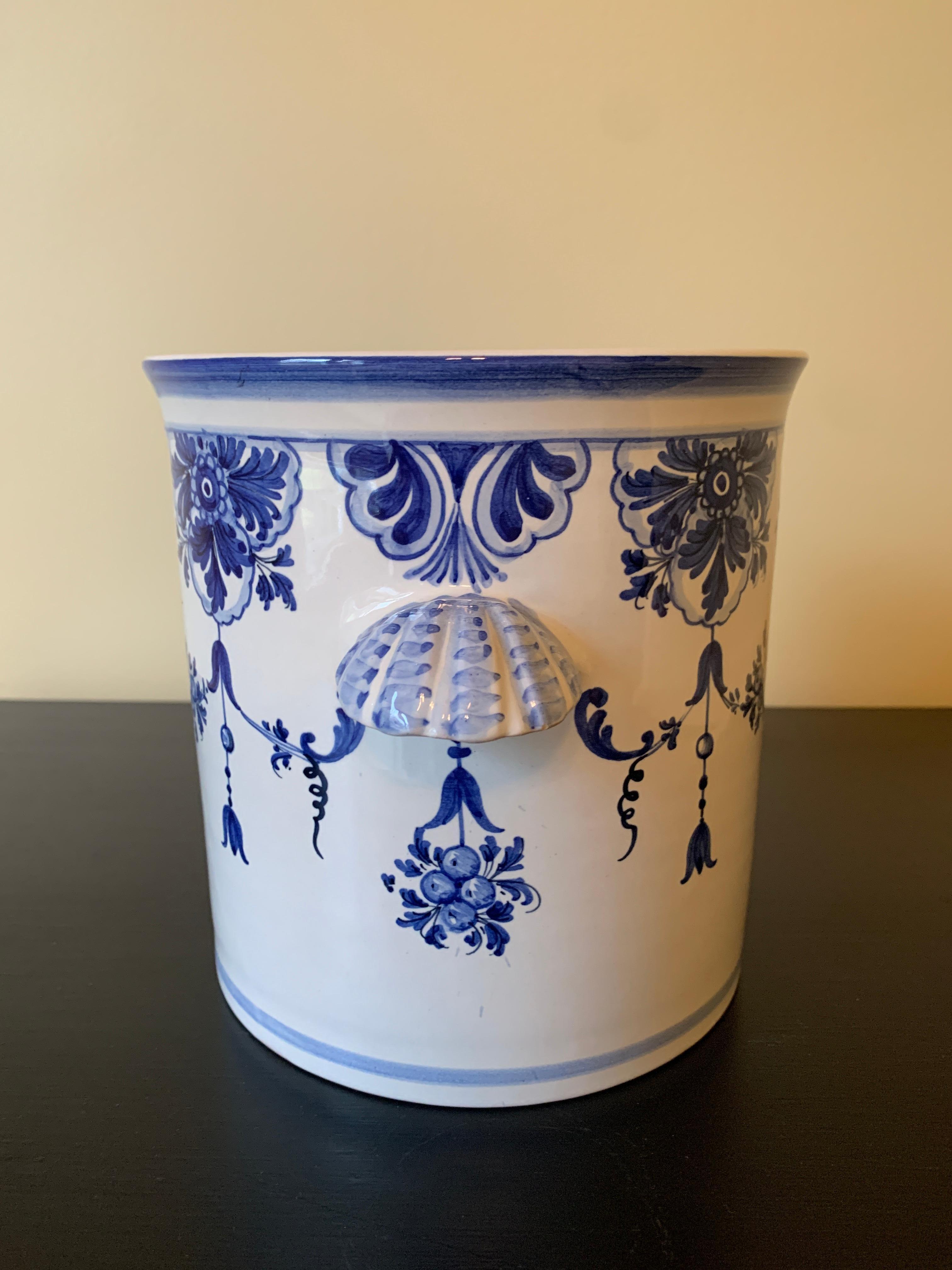 Italian Hand Painted Blue and White Porcelain Ice Bucket For Sale 5