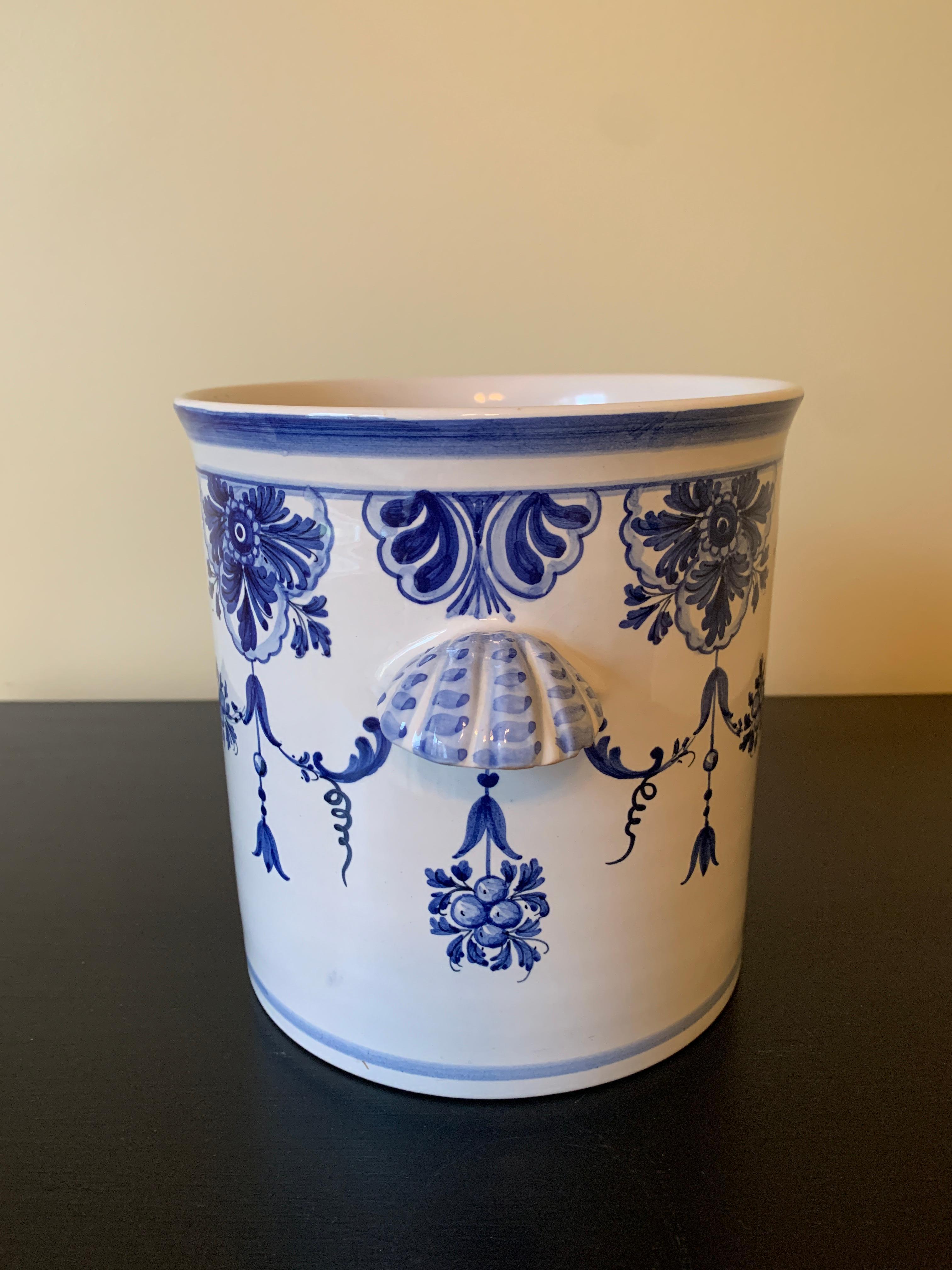 Italian Hand Painted Blue and White Porcelain Ice Bucket For Sale 3