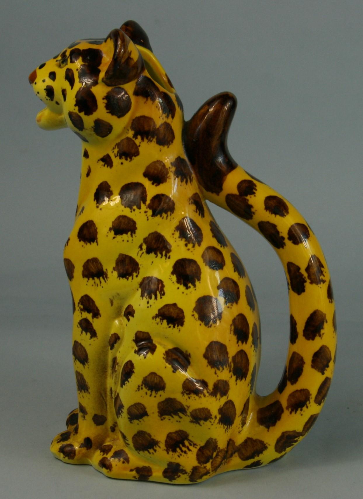 Cheetah Glazed Ceramic Hand Painted Pitcher  Italy 1975 In Good Condition For Sale In Douglas Manor, NY