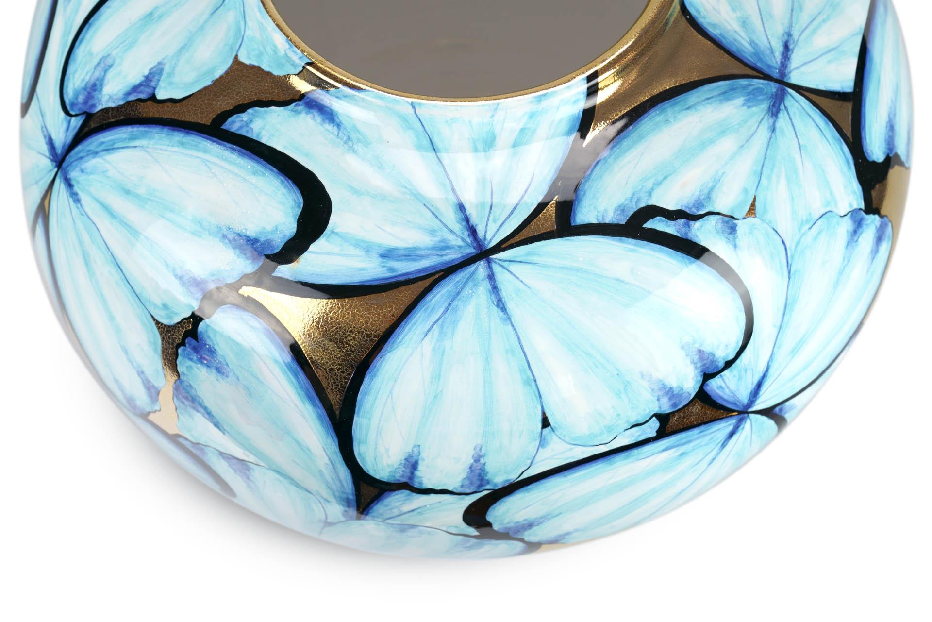 Italian Hand-Painted Ceramic Vase Blue Butterflies on 24kt Gold Accented Surface For Sale 3