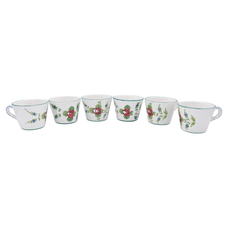 https://a.1stdibscdn.com/italian-hand-painted-cups-set-of-6-for-sale/f_59542/f_268005721641521563151/f_26800572_1641521563786_bg_processed.jpg?width=768