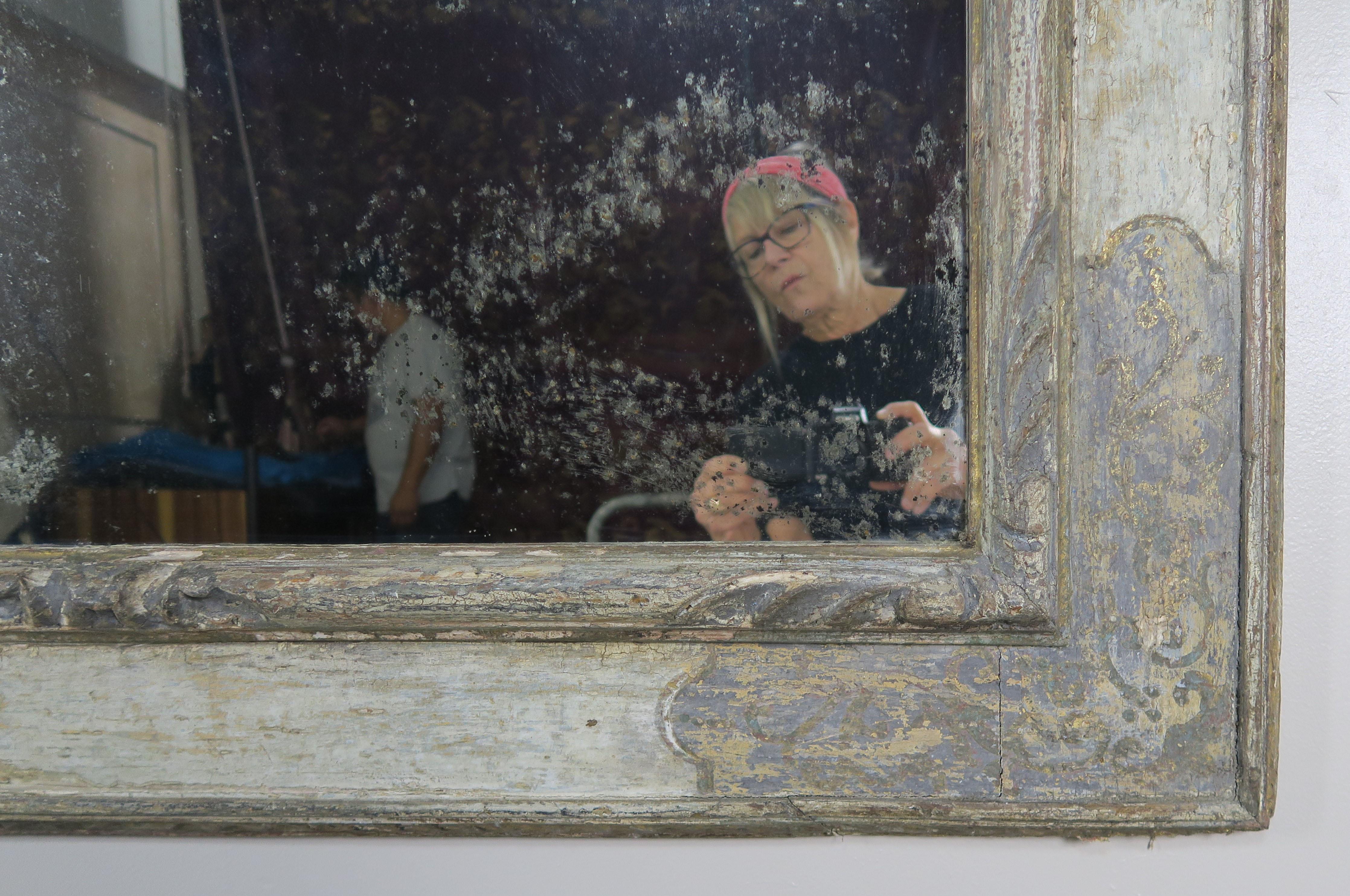 how to paint a mirror frame distressed