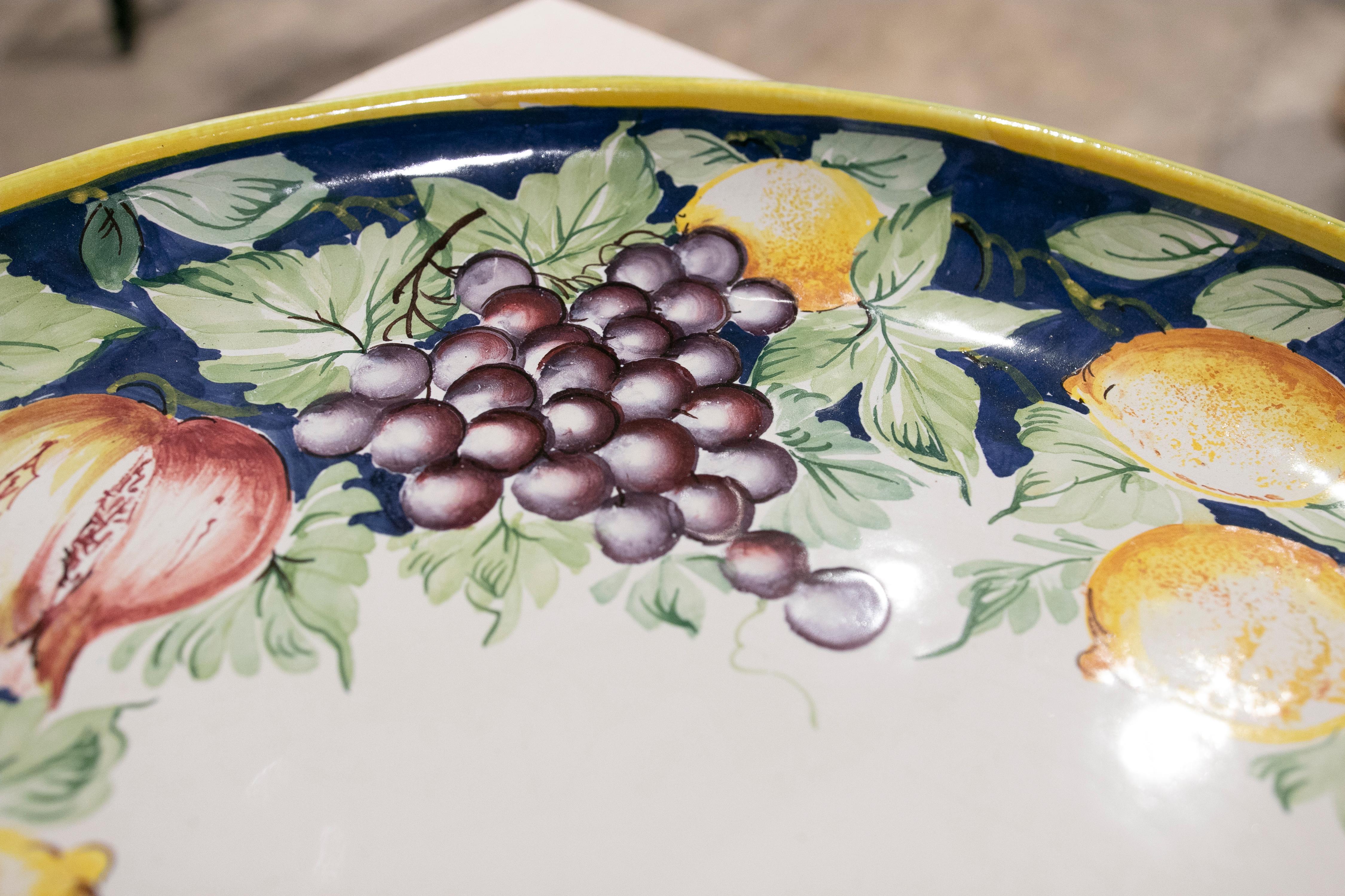 20th Century Italian Hand Painted Glazed Ceramic Dish with Fruits and Leaves