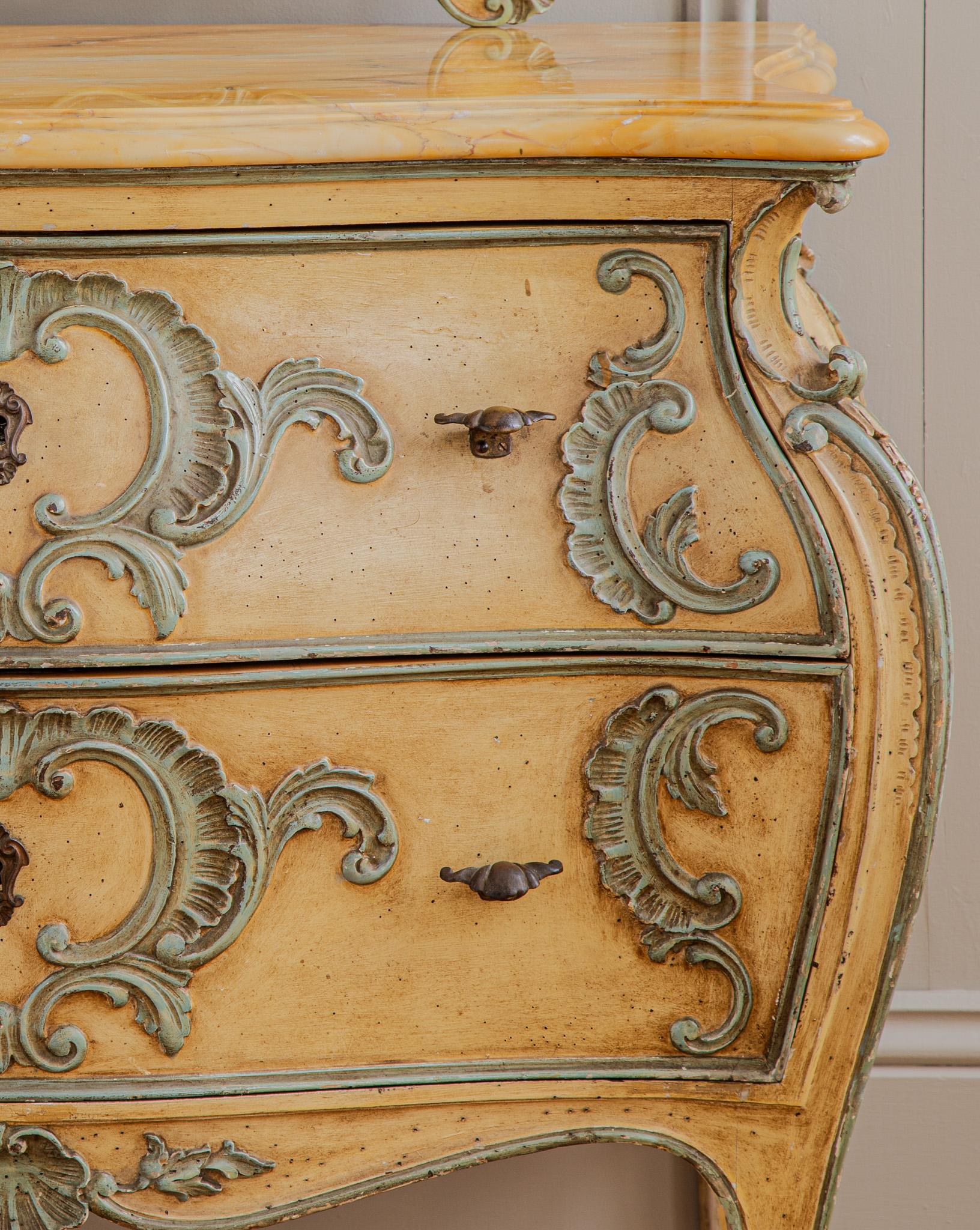 Italian Hand Painted Louis XV Style Bombe Chest, Circa Mid 1900's  For Sale 4