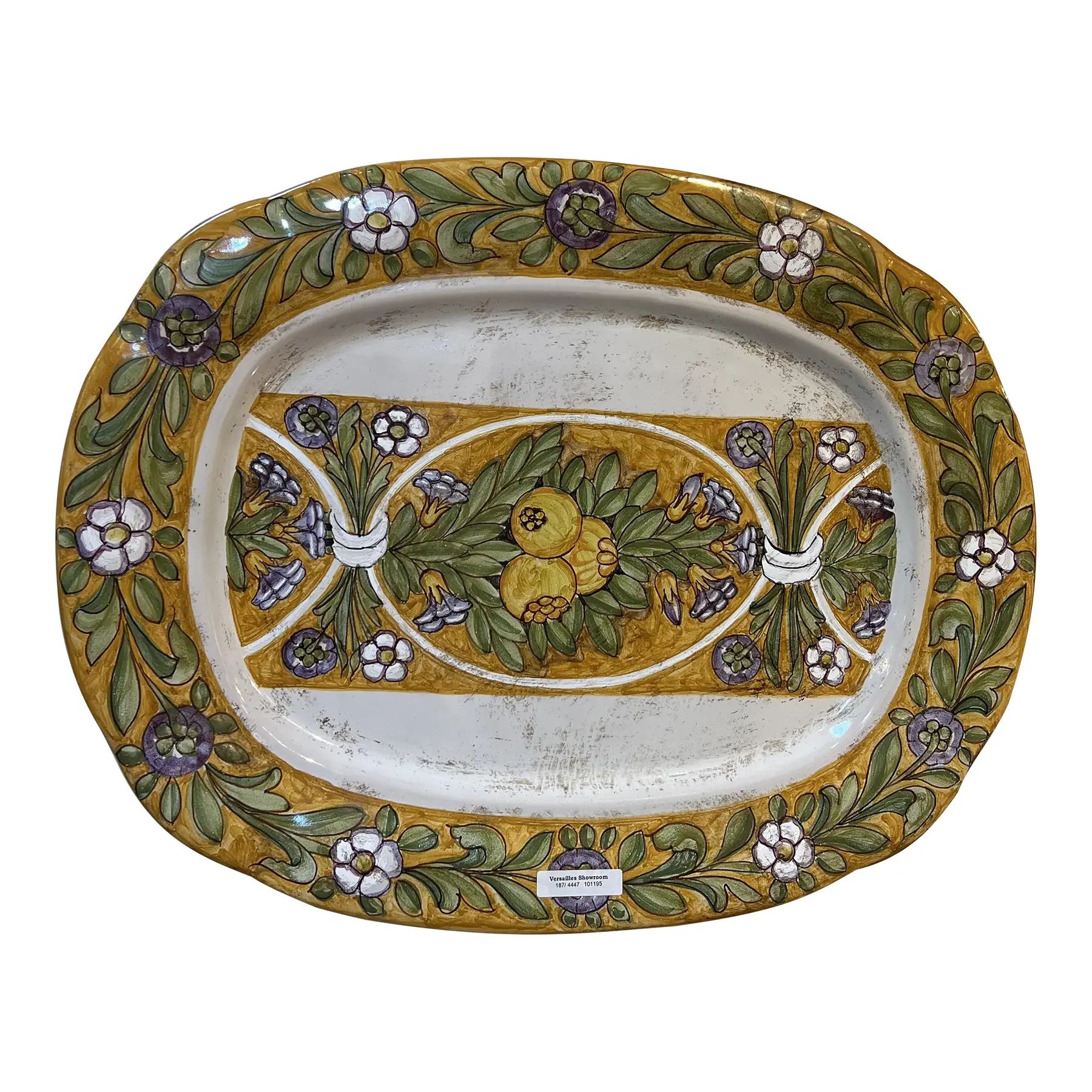 Piatto da parete ovale in ceramica dipinto a mano in Italia, anni '90, arte decorativa in vendita