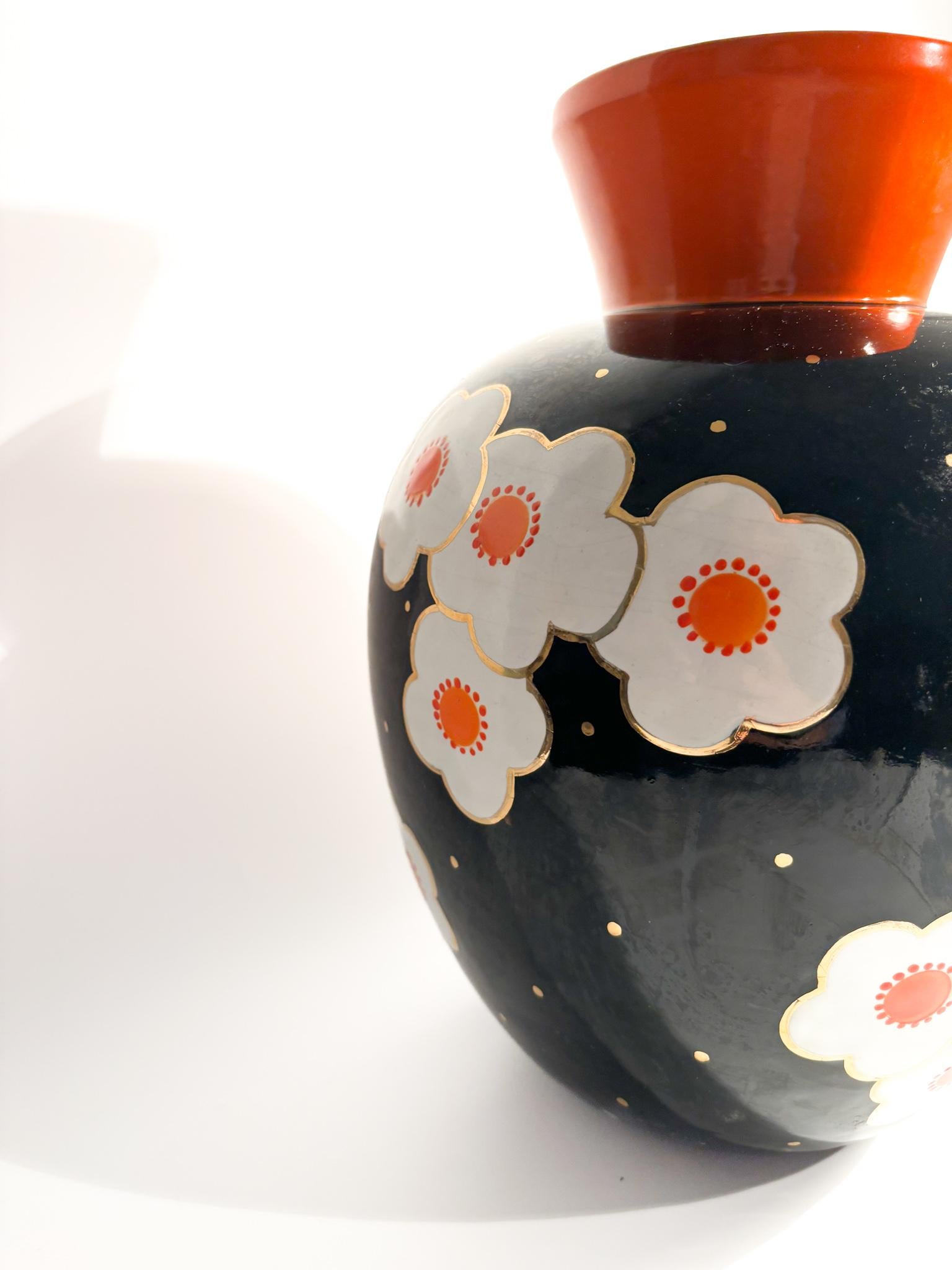 Italian Hand-Painted Perugia Ceramic Vase from the 1950s 5