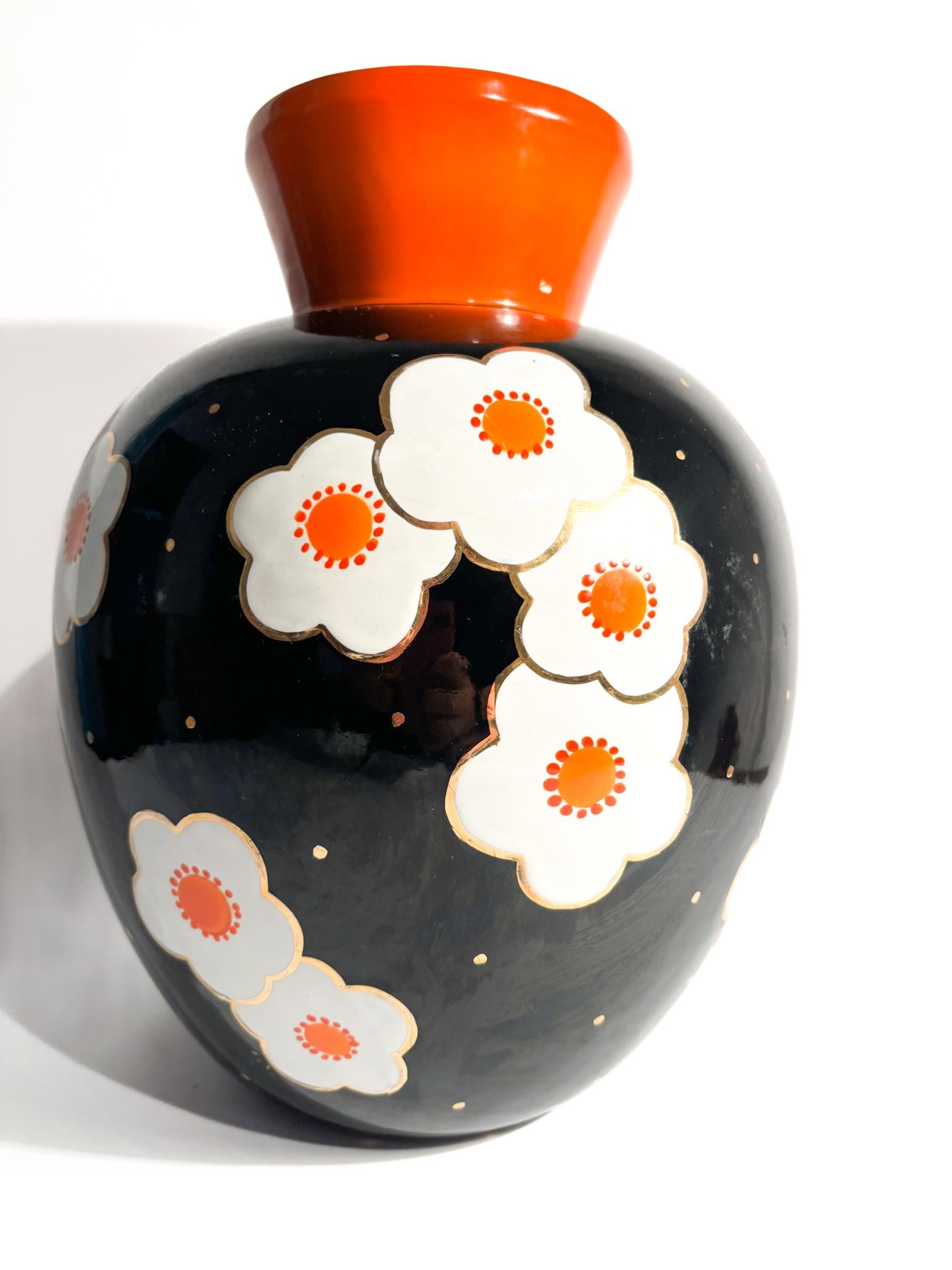 Italian Hand-Painted Perugia Ceramic Vase from the 1950s In Good Condition In Milano, MI