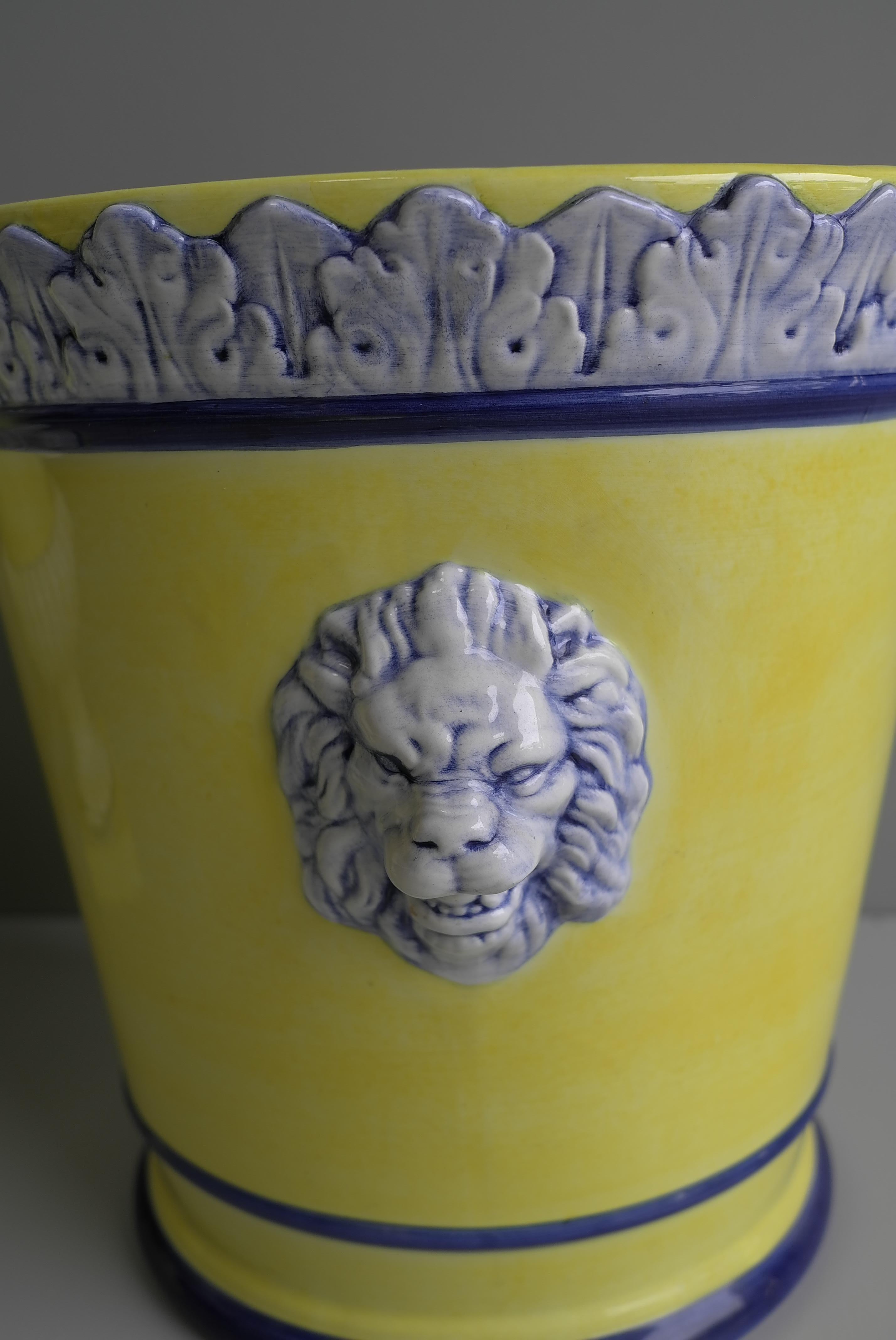 Italian Hand painted Three Piece Lion Head Neoclassic Yellow Vase Garniture For Sale 3