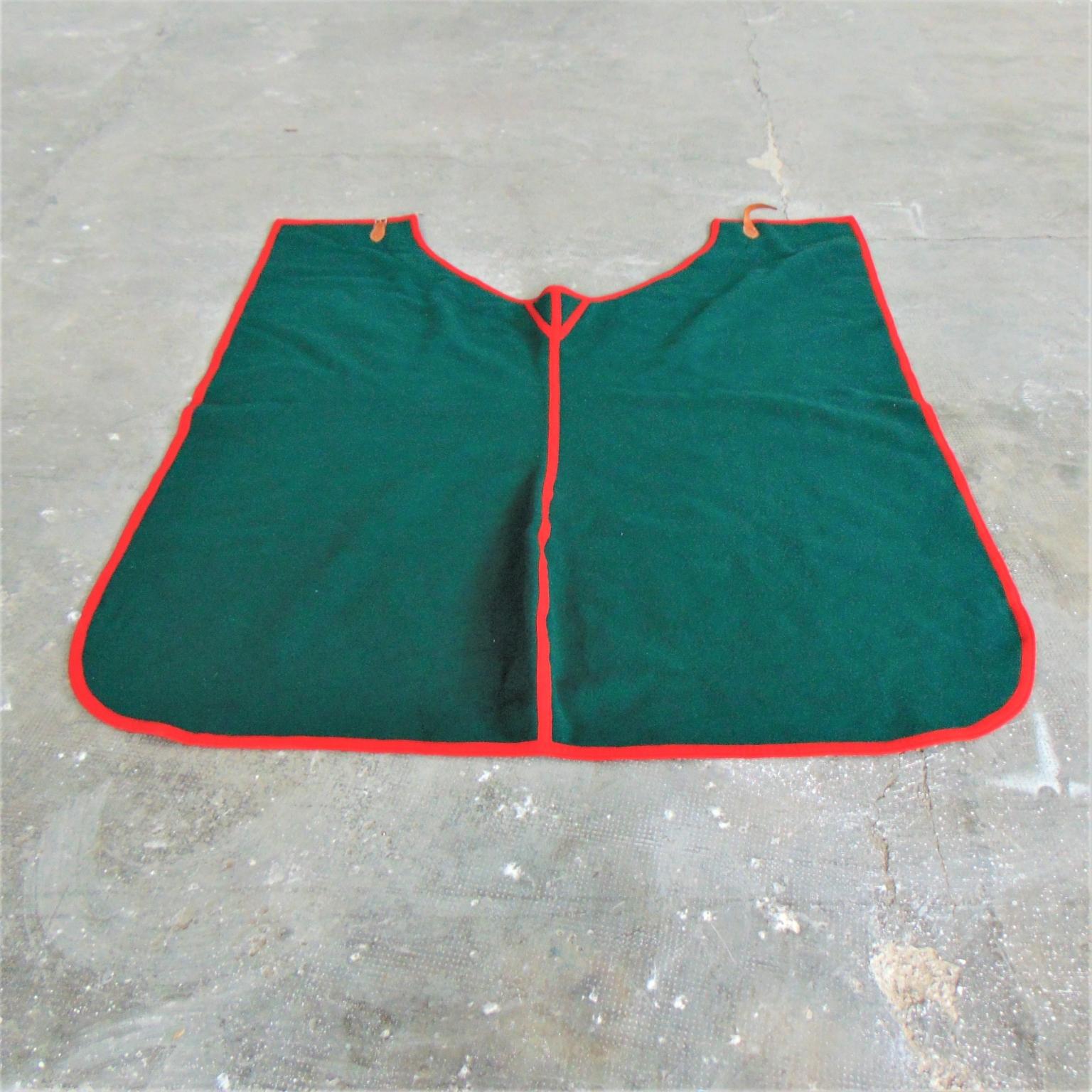 Hand-Crafted Italian Handcrafted Green Blanket Horse Throw Wool Leather Selleria Pariani 1980 For Sale