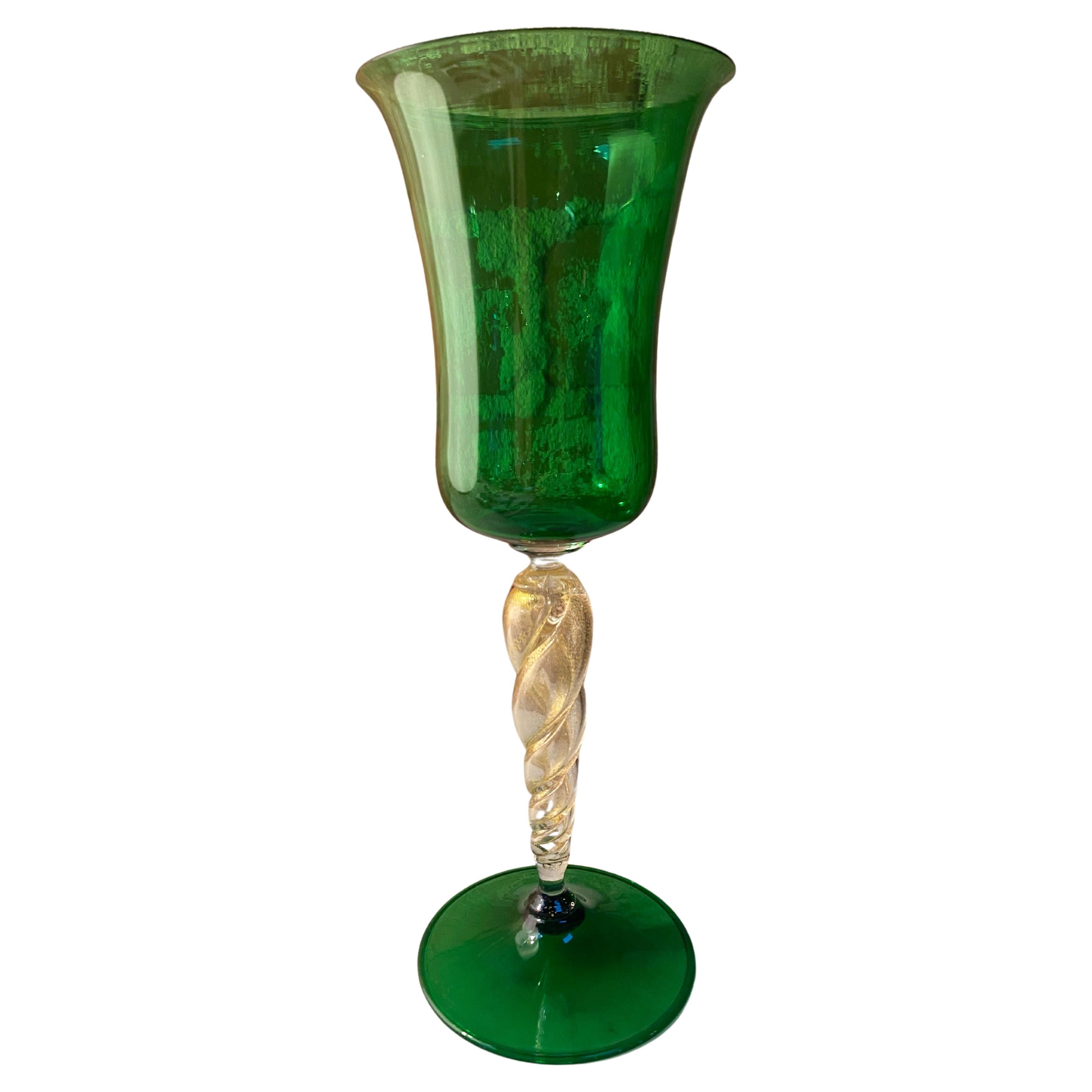 Cáliz italiano artesanal de Murano verde, 1970