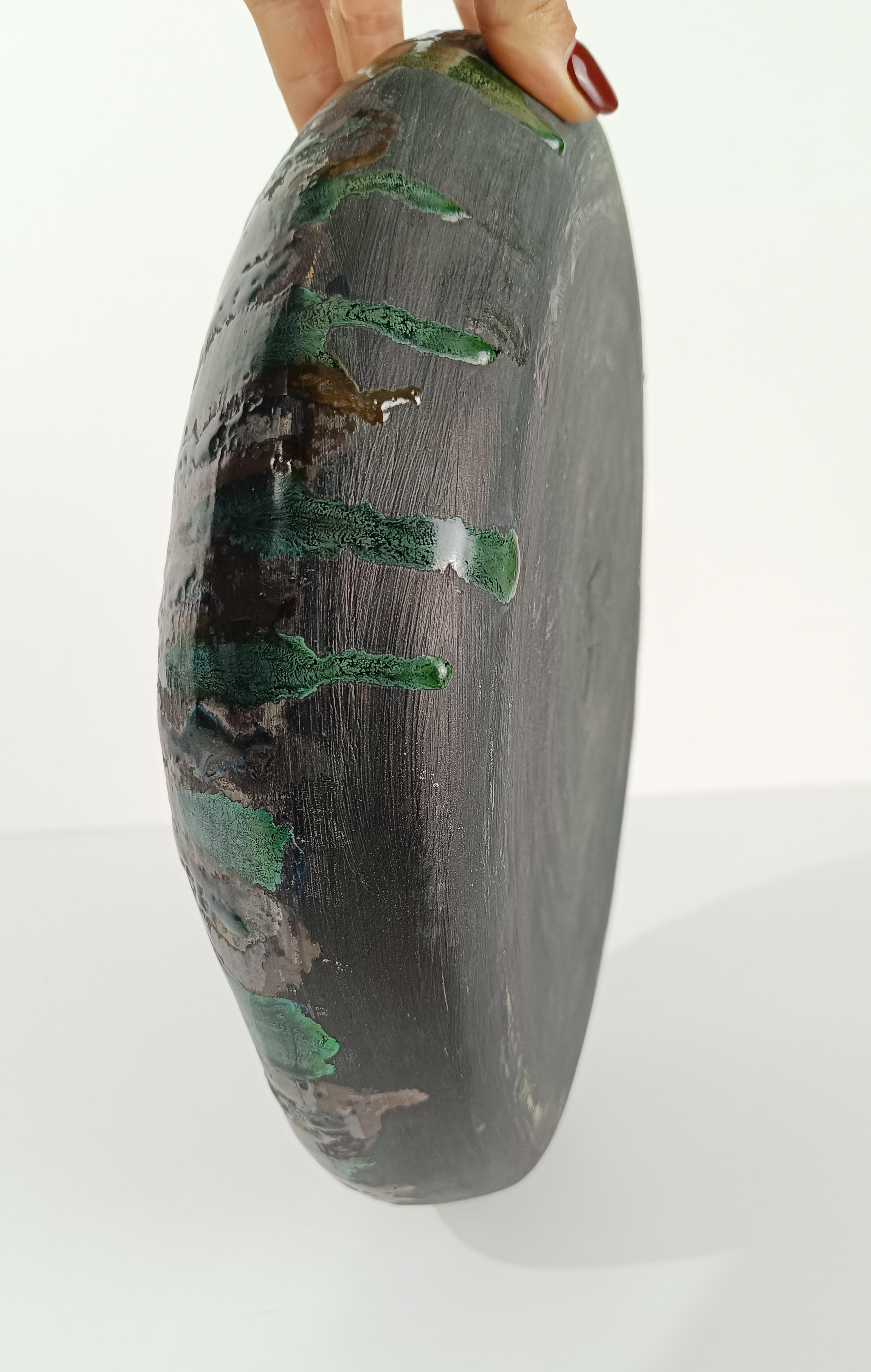 Italienische handgefertigte moderne dekorative Schale aus Keramik im Raku-Stil aus der Mitte des Jahrhunderts im Angebot 6
