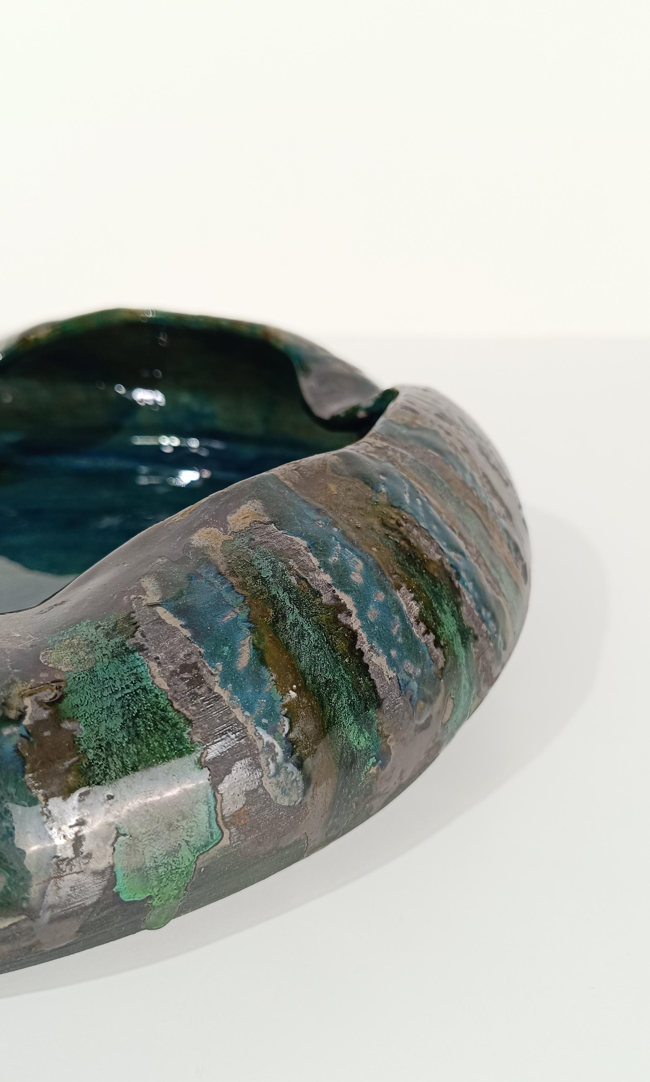 Italienische handgefertigte moderne dekorative Schale aus Keramik im Raku-Stil aus der Mitte des Jahrhunderts im Angebot 11