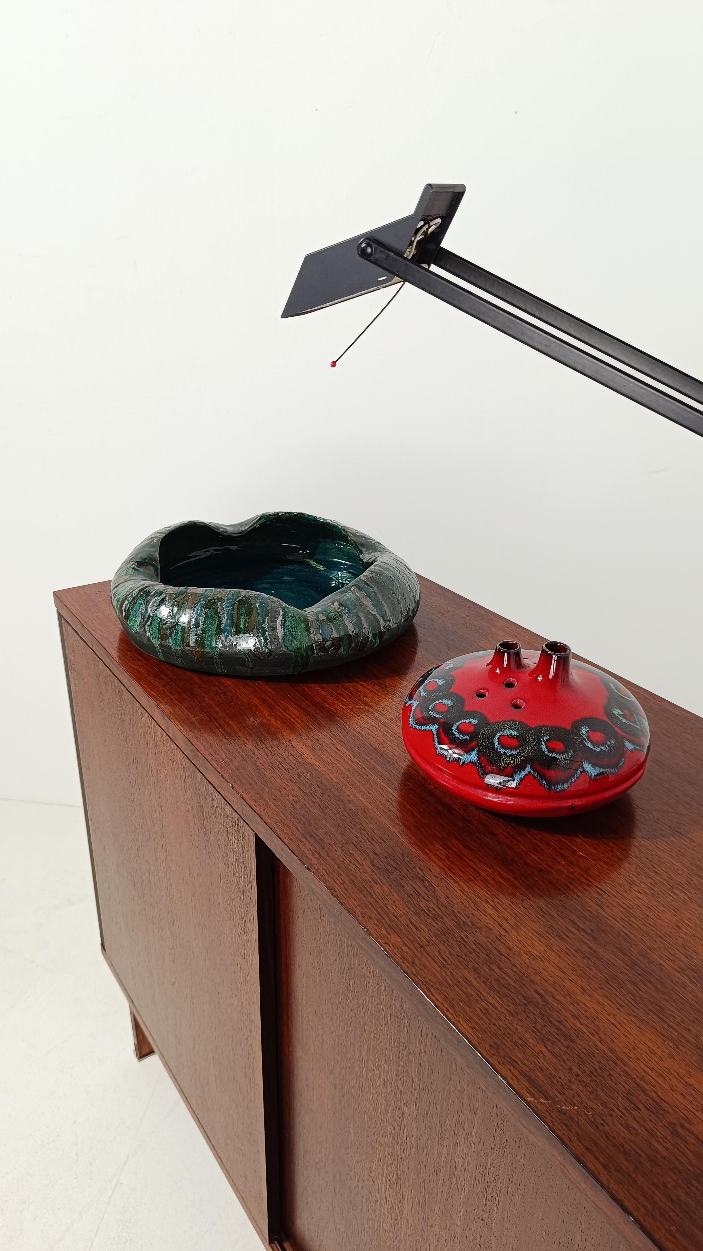 Italienische handgefertigte moderne dekorative Schale aus Keramik im Raku-Stil aus der Mitte des Jahrhunderts im Zustand „Gut“ im Angebot in Roma, IT