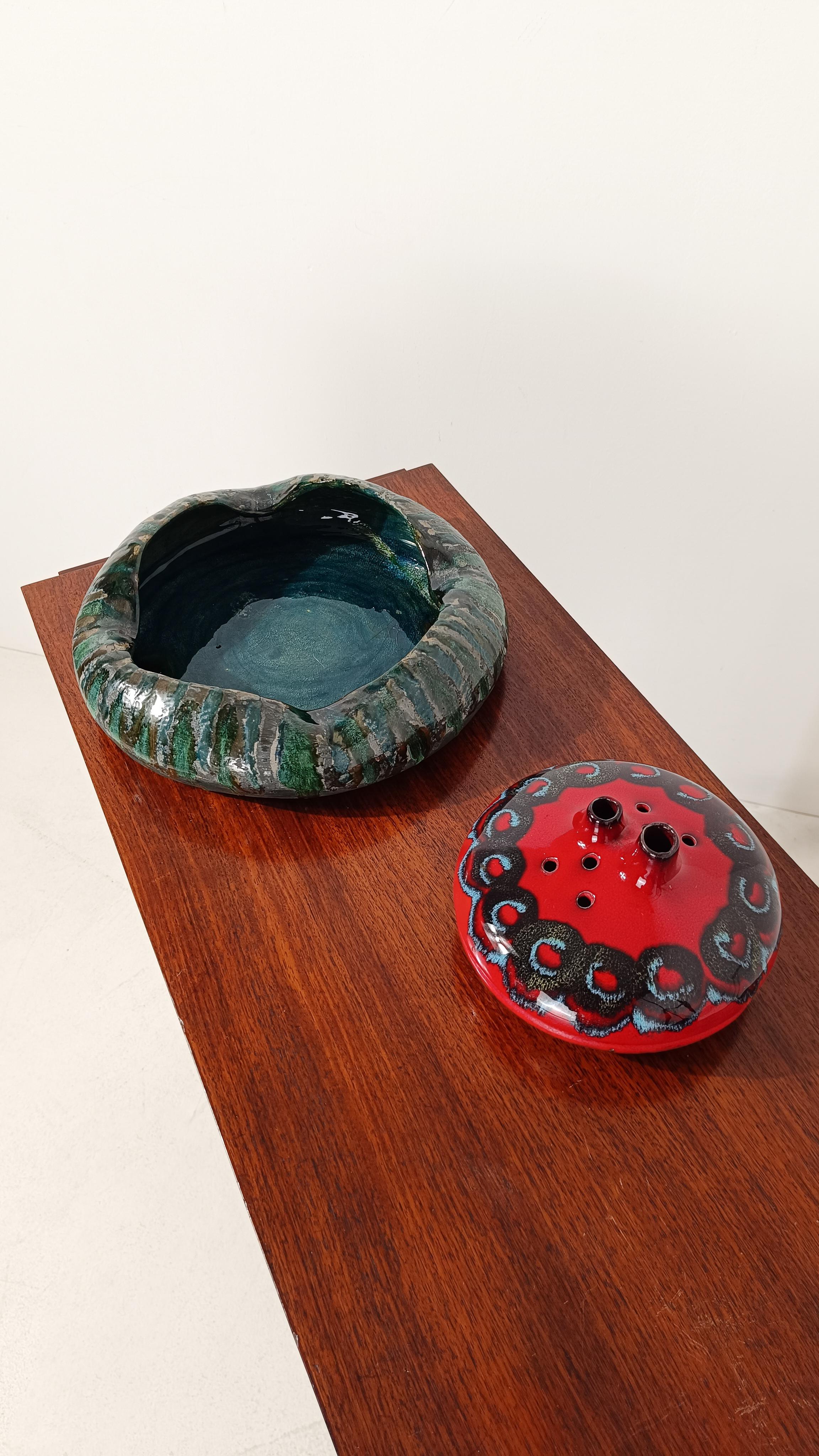 Italienische handgefertigte moderne dekorative Schale aus Keramik im Raku-Stil aus der Mitte des Jahrhunderts (20. Jahrhundert) im Angebot