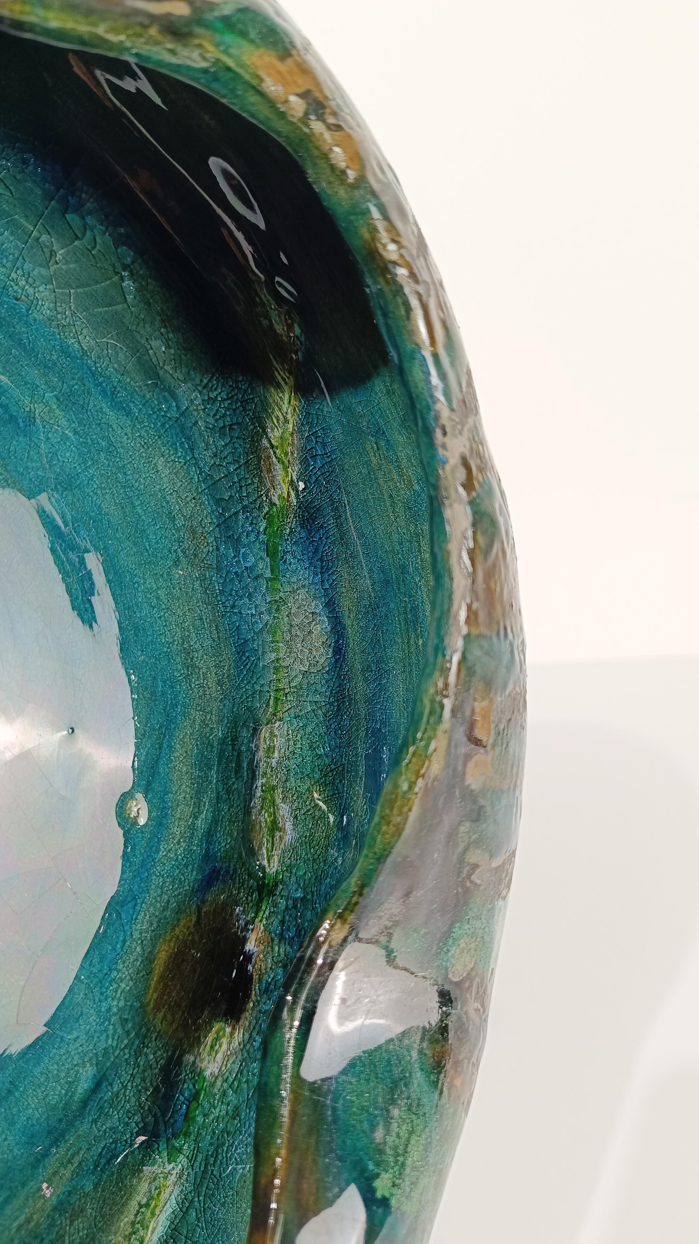 Italienische handgefertigte moderne dekorative Schale aus Keramik im Raku-Stil aus der Mitte des Jahrhunderts im Angebot 2
