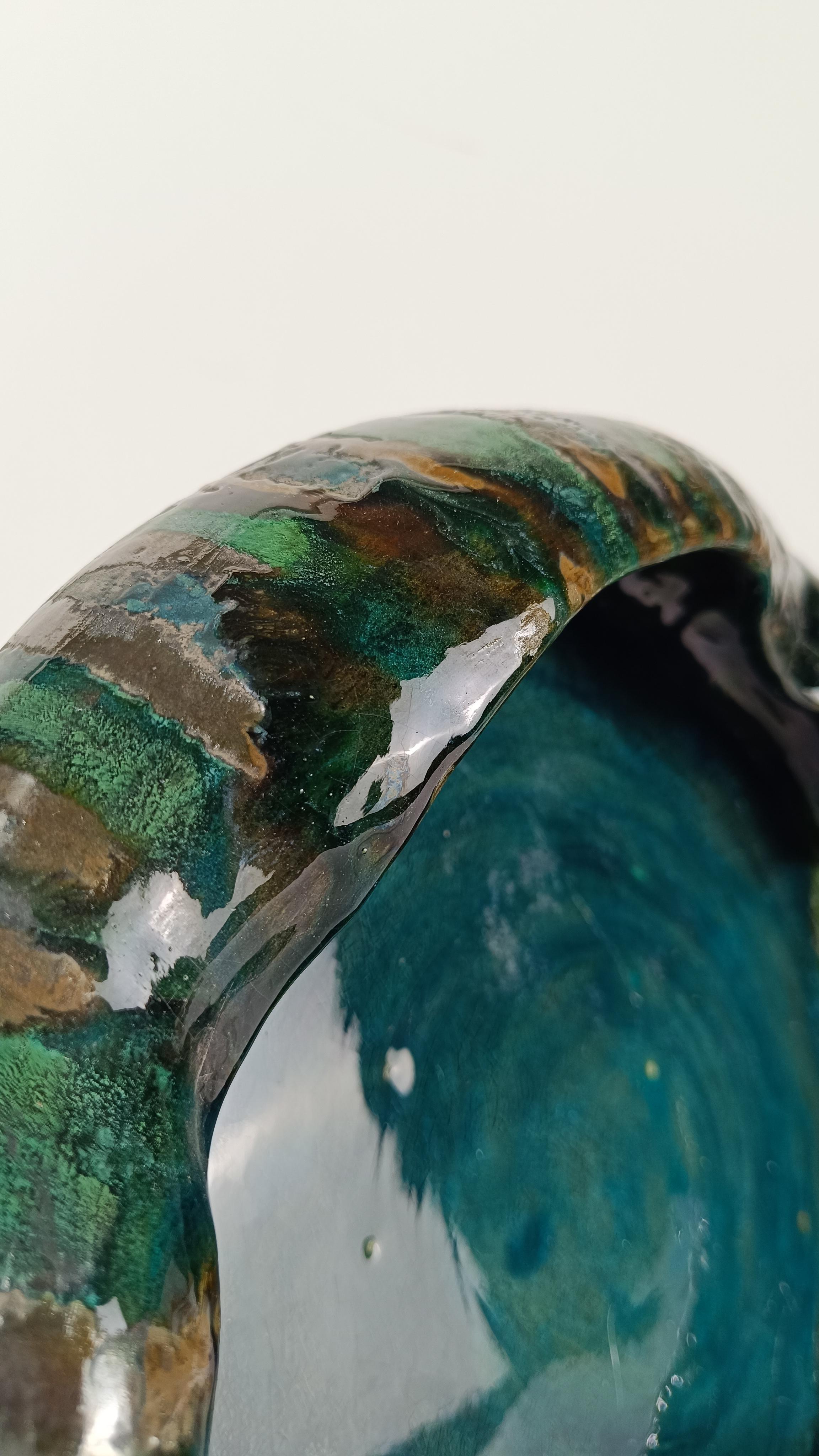 Italienische handgefertigte moderne dekorative Schale aus Keramik im Raku-Stil aus der Mitte des Jahrhunderts im Angebot 3
