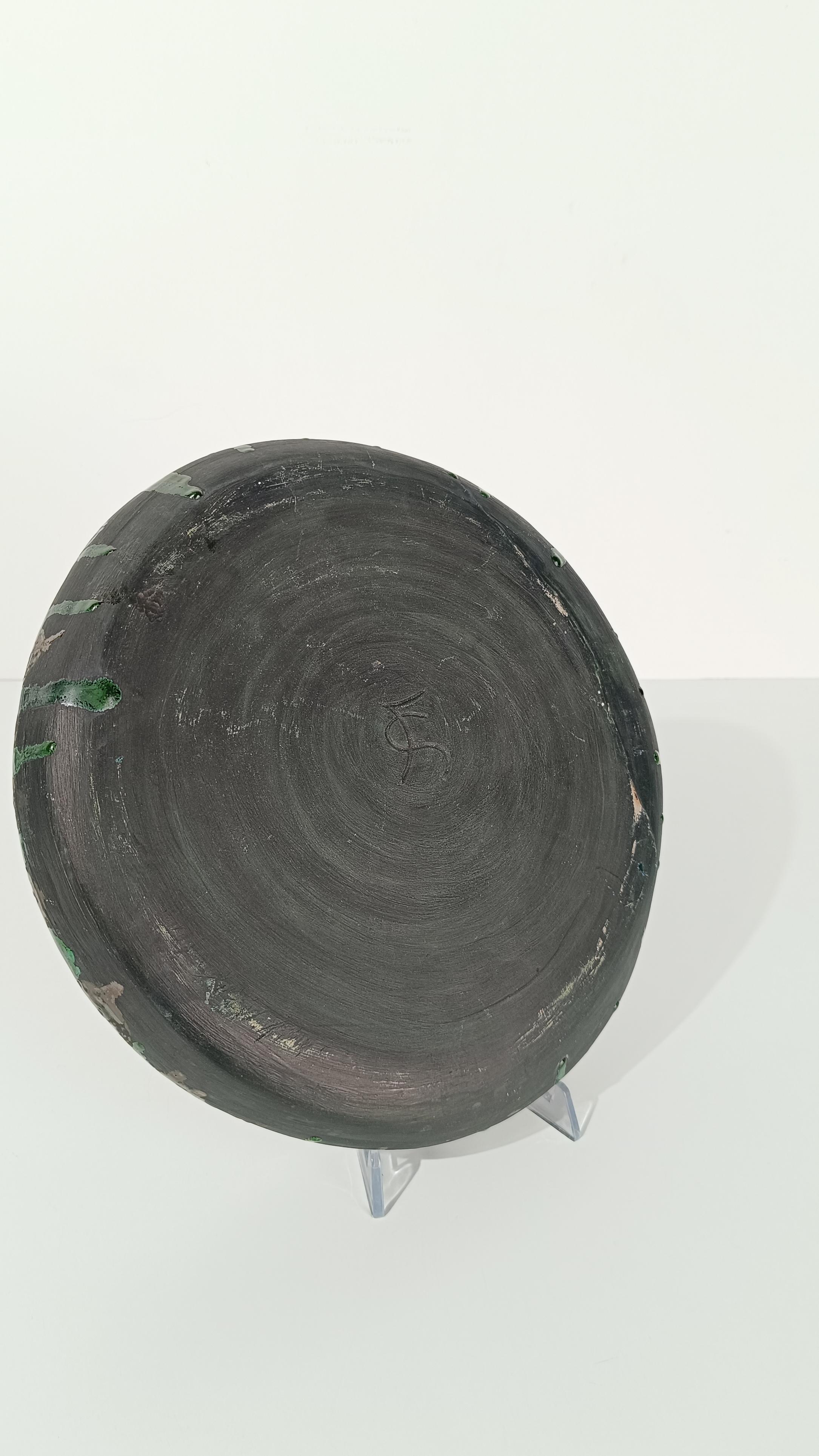Italienische handgefertigte moderne dekorative Schale aus Keramik im Raku-Stil aus der Mitte des Jahrhunderts im Angebot 4