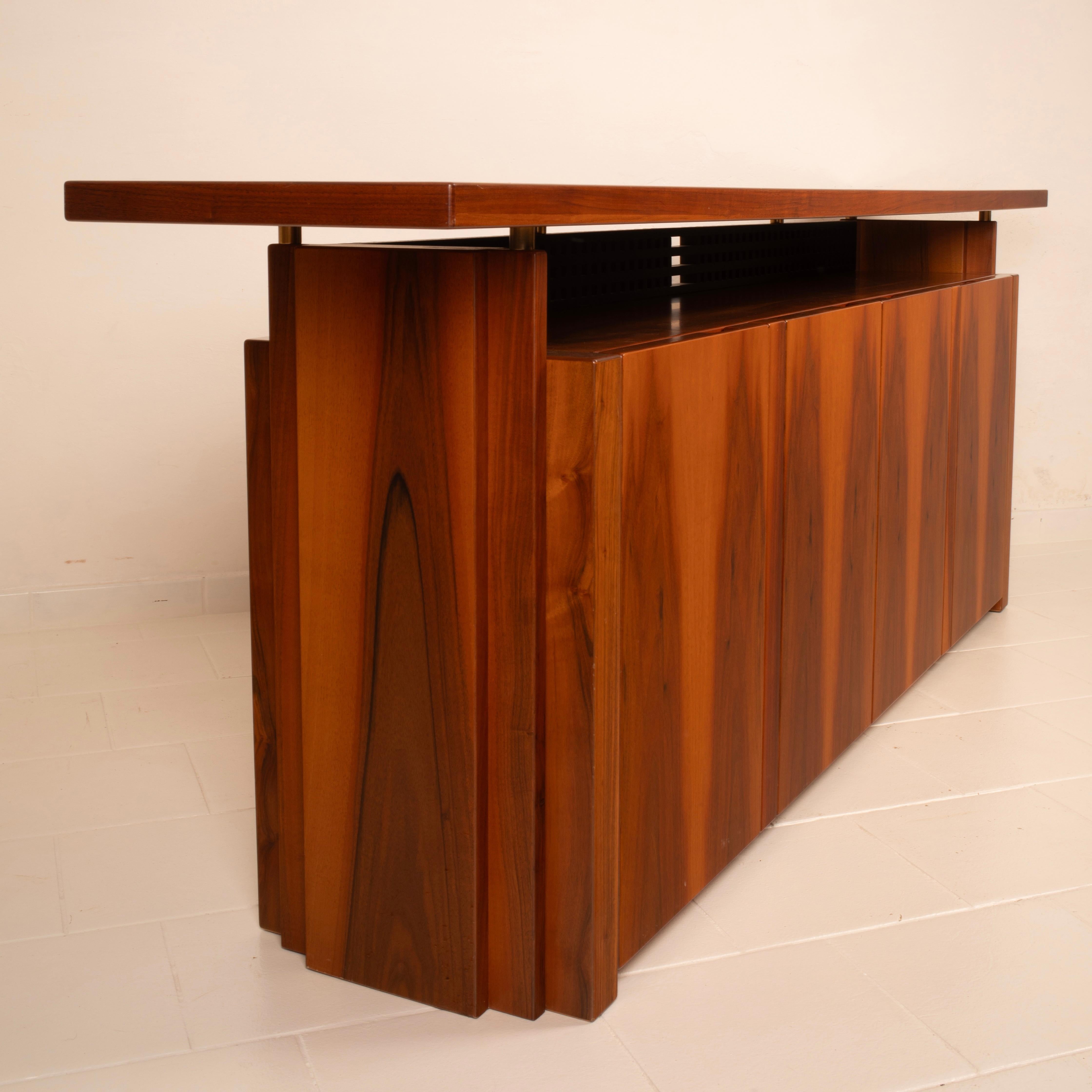 Italian Handcrafted Sideboard in the Style of Rivadossi, 1980s in vendita 12