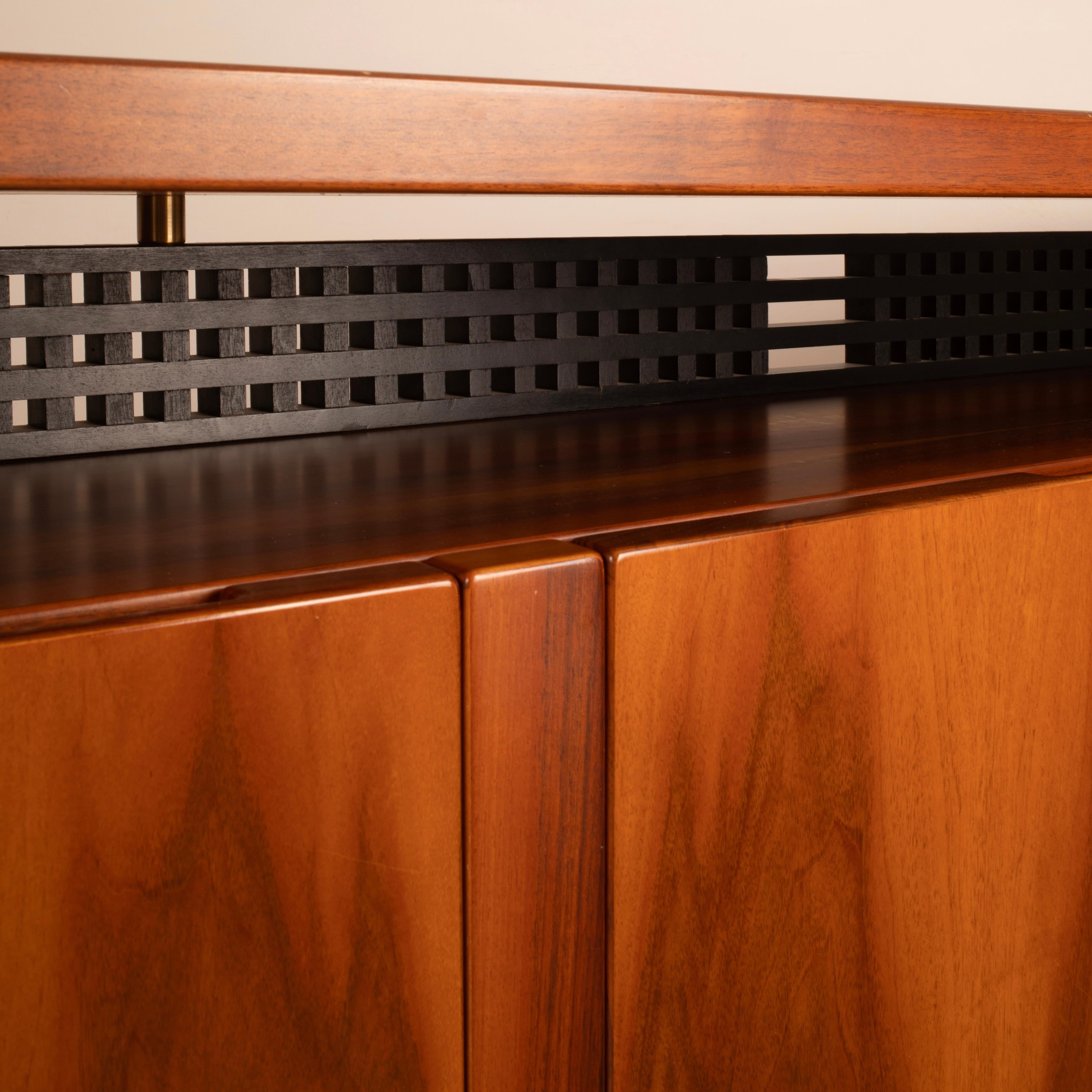 Italian Handcrafted Sideboard in the Style of Rivadossi, 1980s in vendita 15