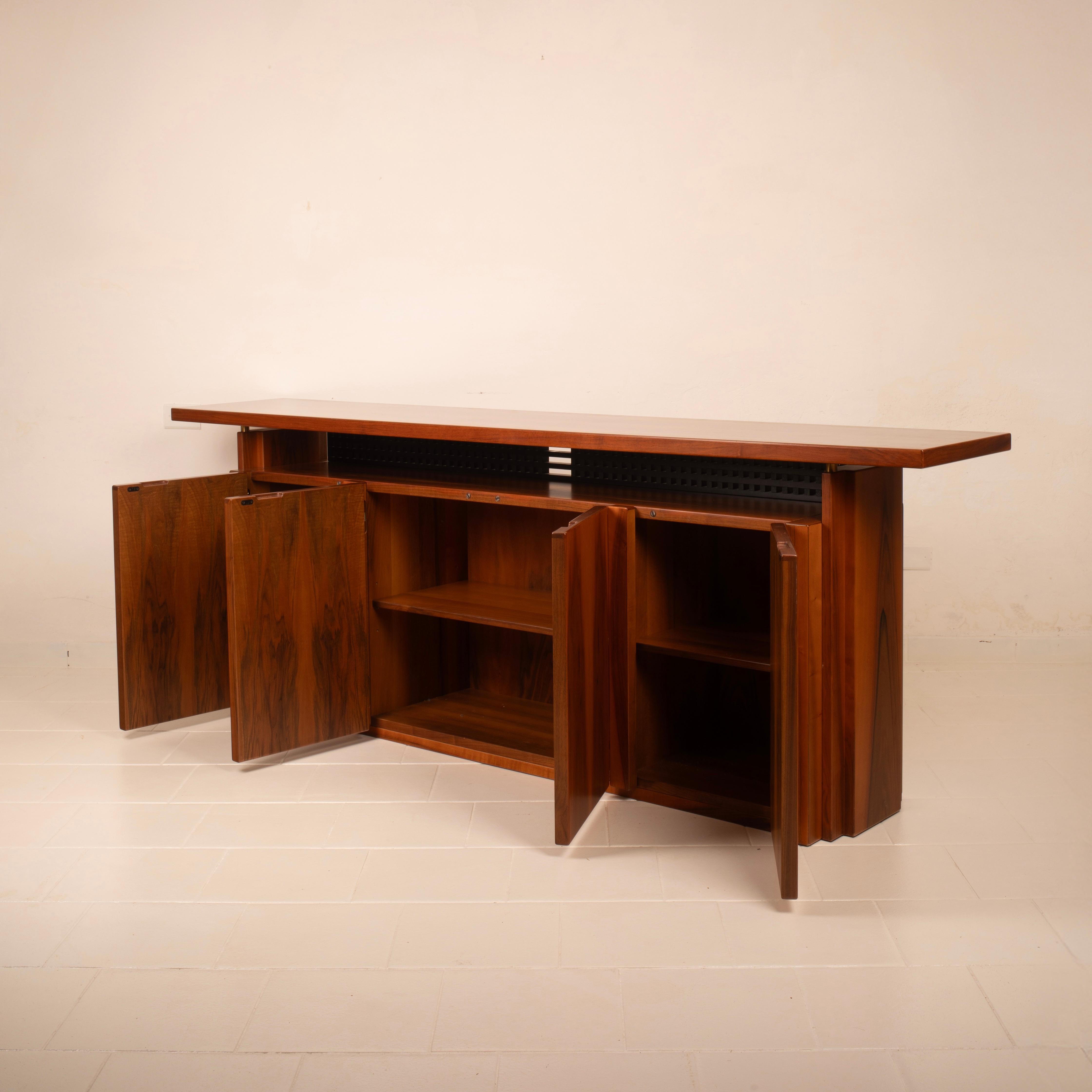 Italian Handcrafted Sideboard in the Style of Rivadossi, 1980s in vendita 4